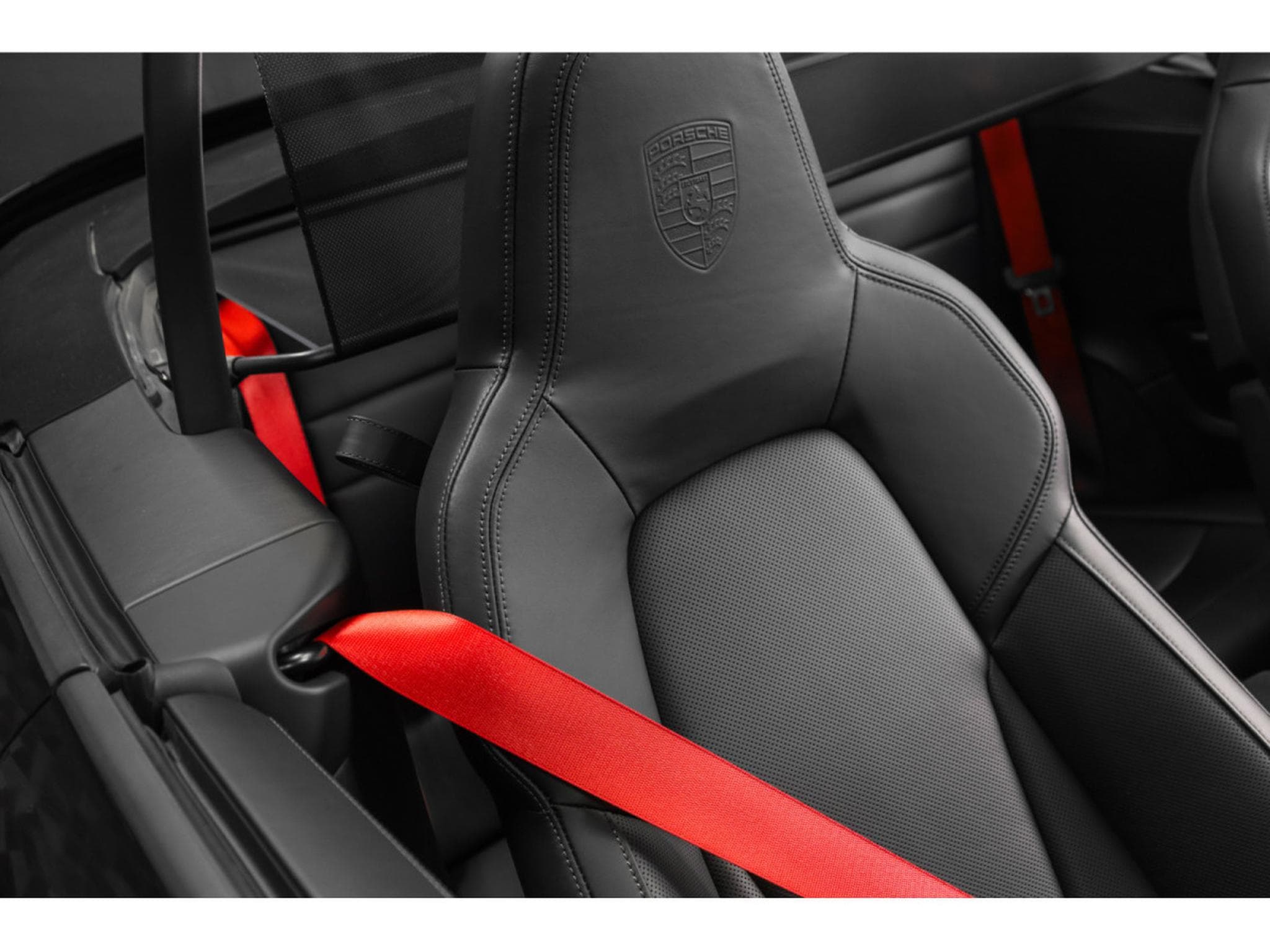 Porsche 911 .1 CARRERA GTS CABRIOLET PDK (2024) - Photo 13