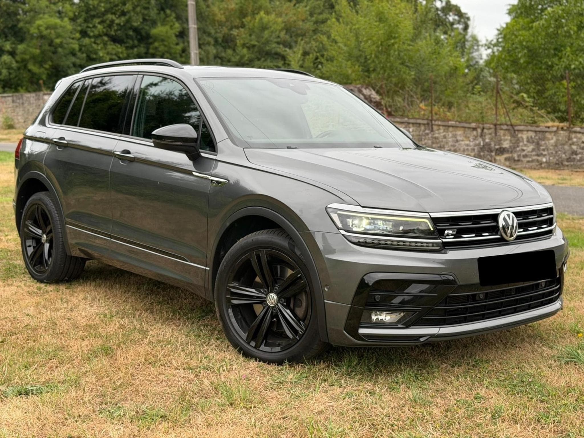 VW Tiguan R-line (2019) - Photo 1
