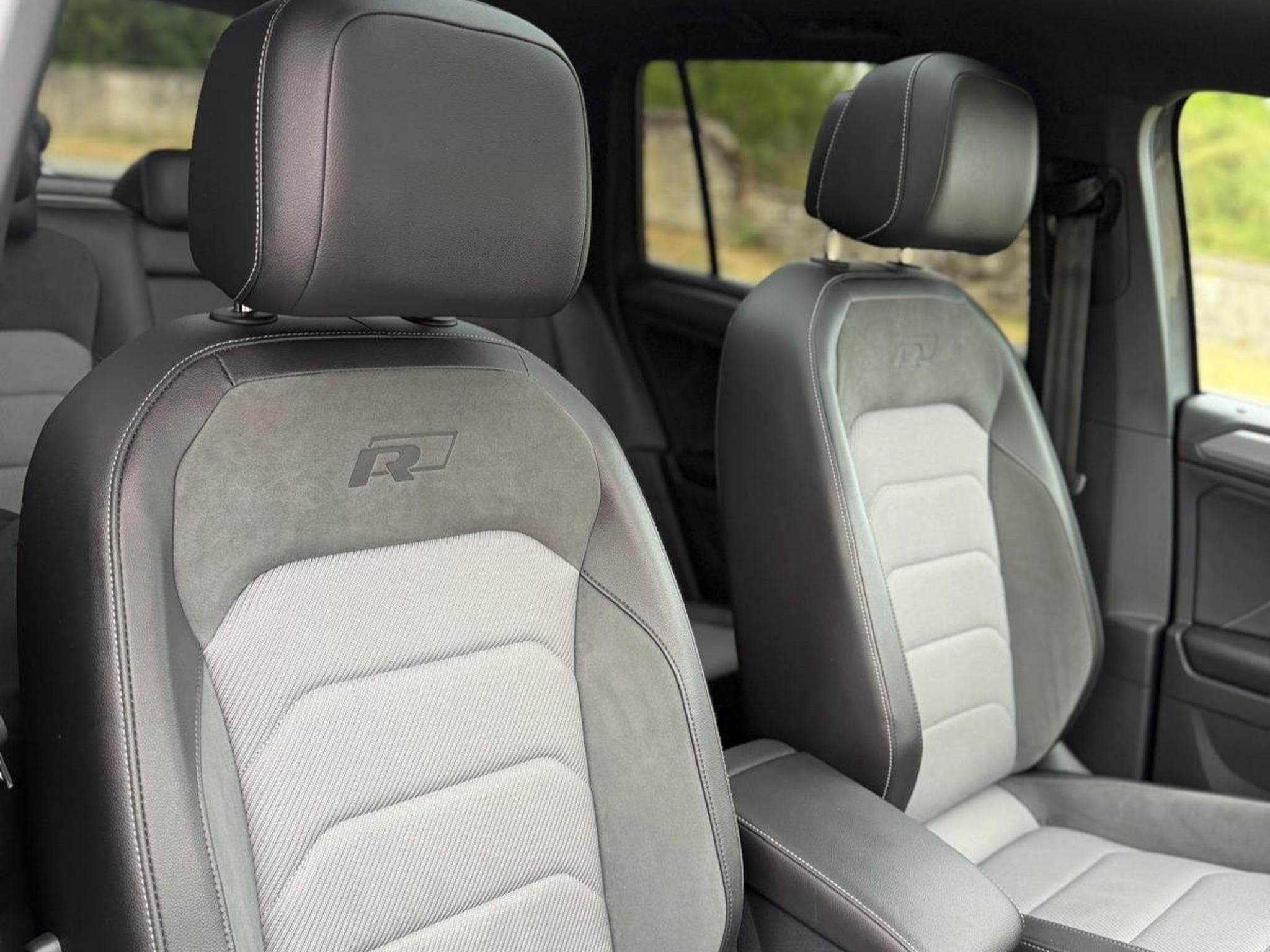 VW Tiguan R-line (2019) - Photo 14