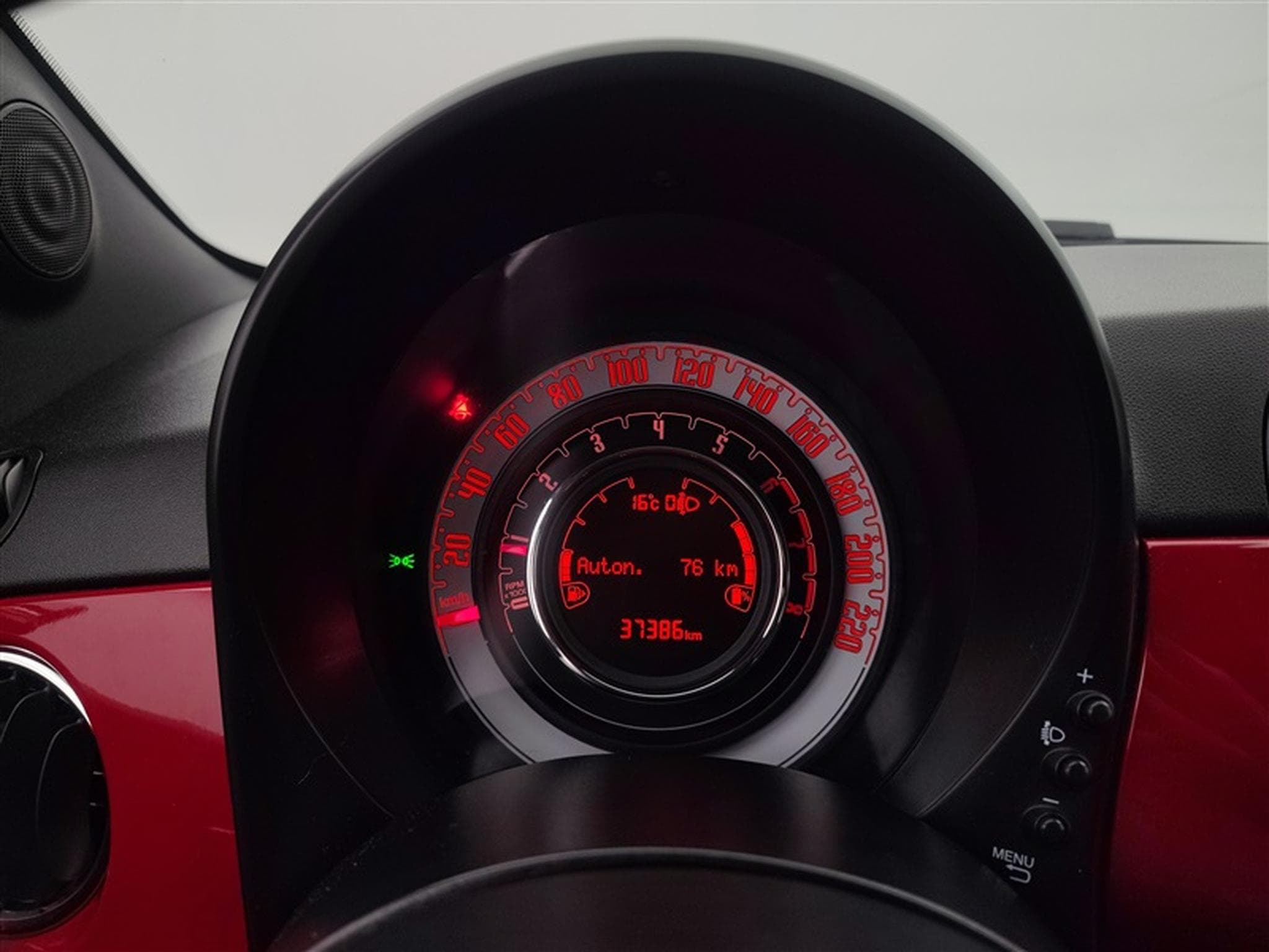Fiat 500 1.0i MHEV Connect CARPLAY / CLIM / PDC (2023) - Photo 10