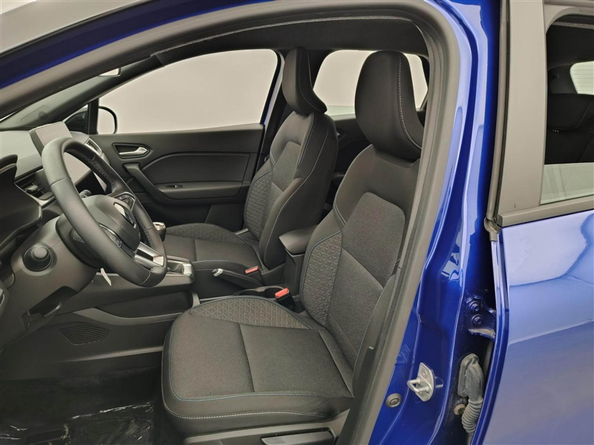 Renault Captur 1.0 TCe CLIM/PCD/CAMERA (2025) - Photo 7