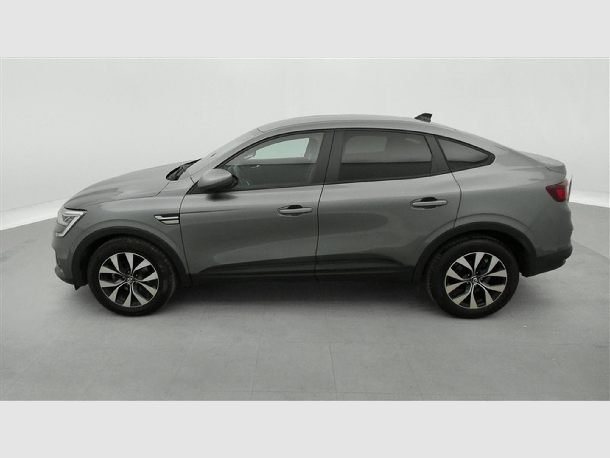 Renault Arkana 1.3 TCe 140cv EDC Evolution NAVI / FULL LED / CAMERA / JA 17 (2023) - Photo 3