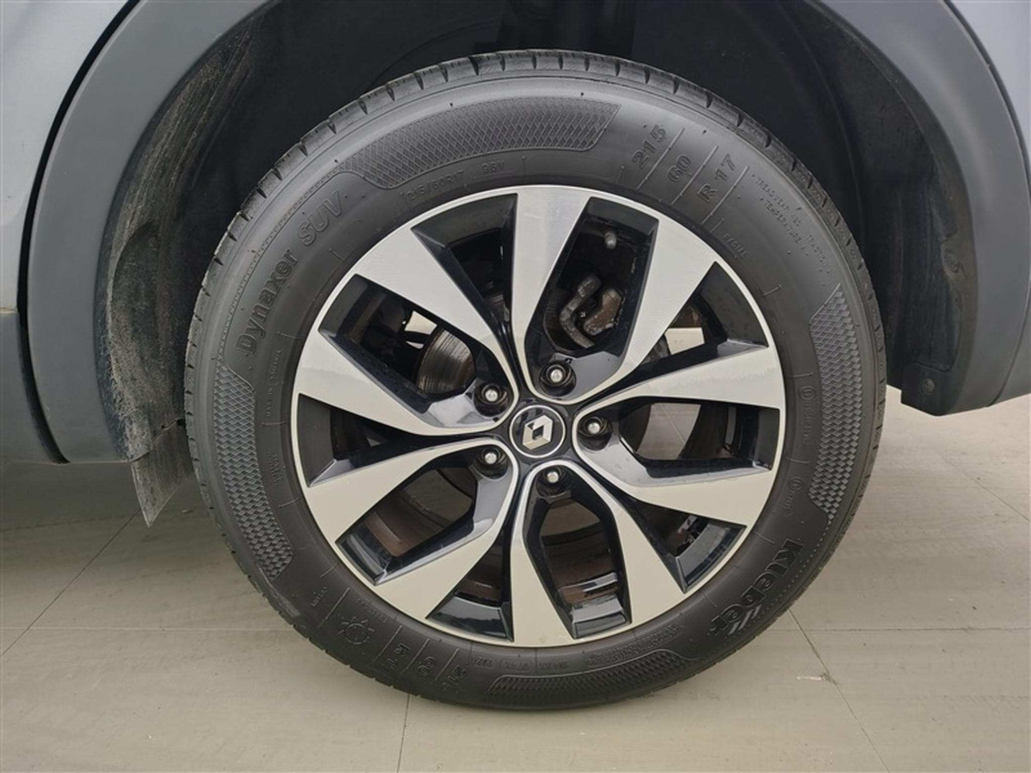 Renault Arkana 1.3 TCe 140cv EDC Evolution NAVI / FULL LED / CAMERA / JA 17 (2023) - Photo 6