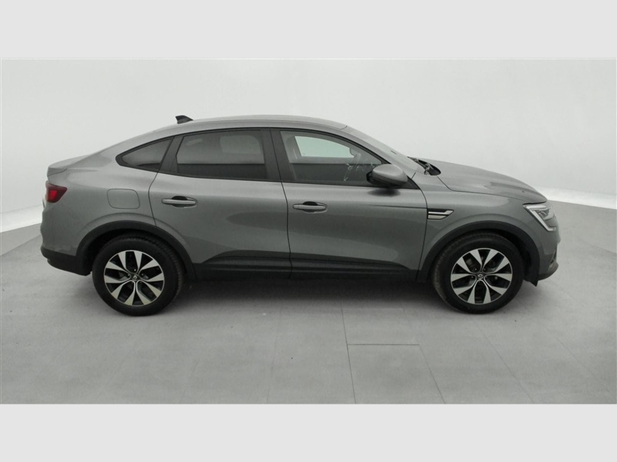 Renault Arkana 1.3 TCe 140cv EDC Evolution NAVI / FULL LED / CAMERA / JA 17 (2023) - Photo 24
