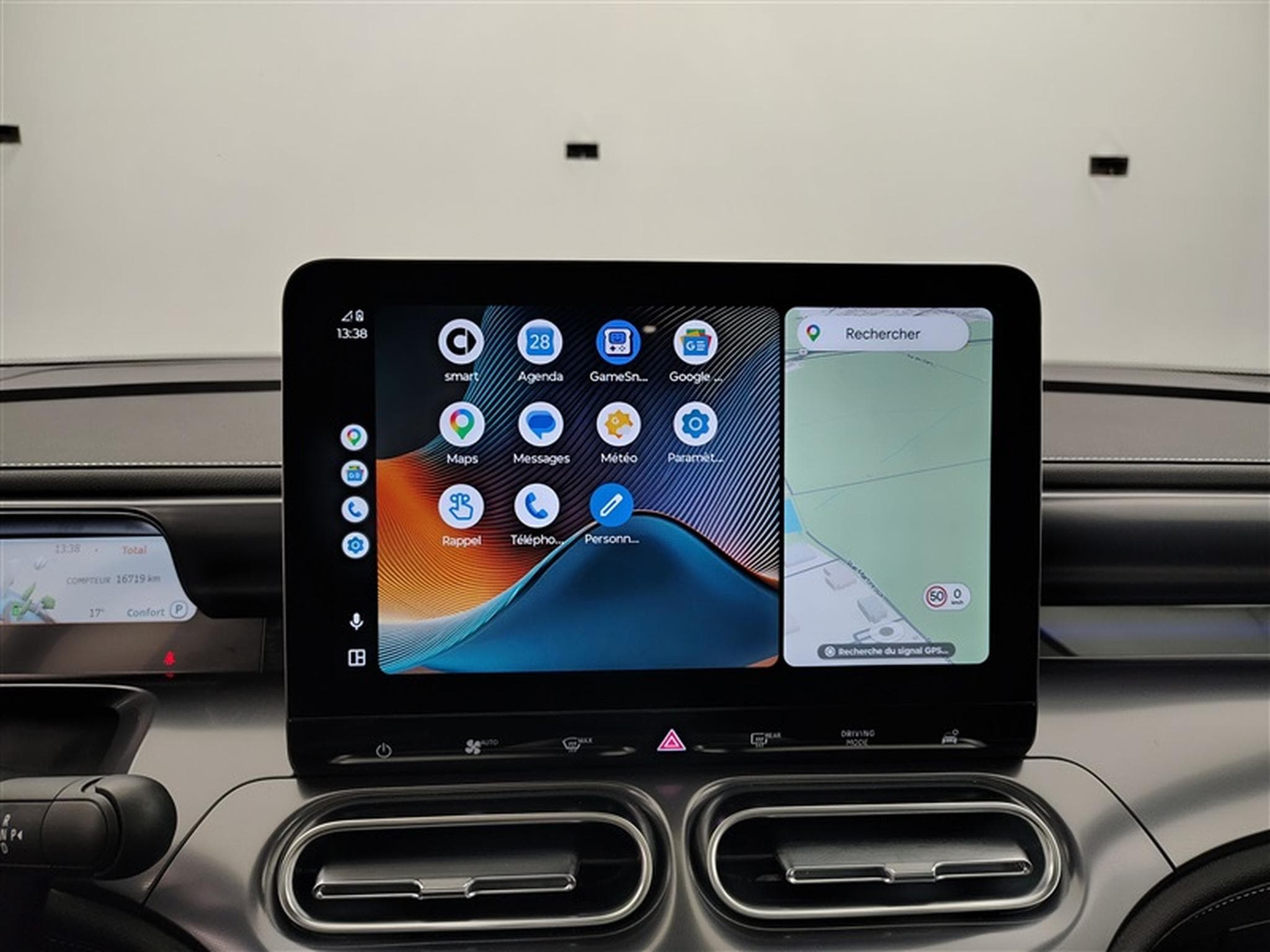 Smart #1 Smart #1 66 kWh Pro+/CUIR/NAVI/PANO/FULL LED (2024) - Photo 22