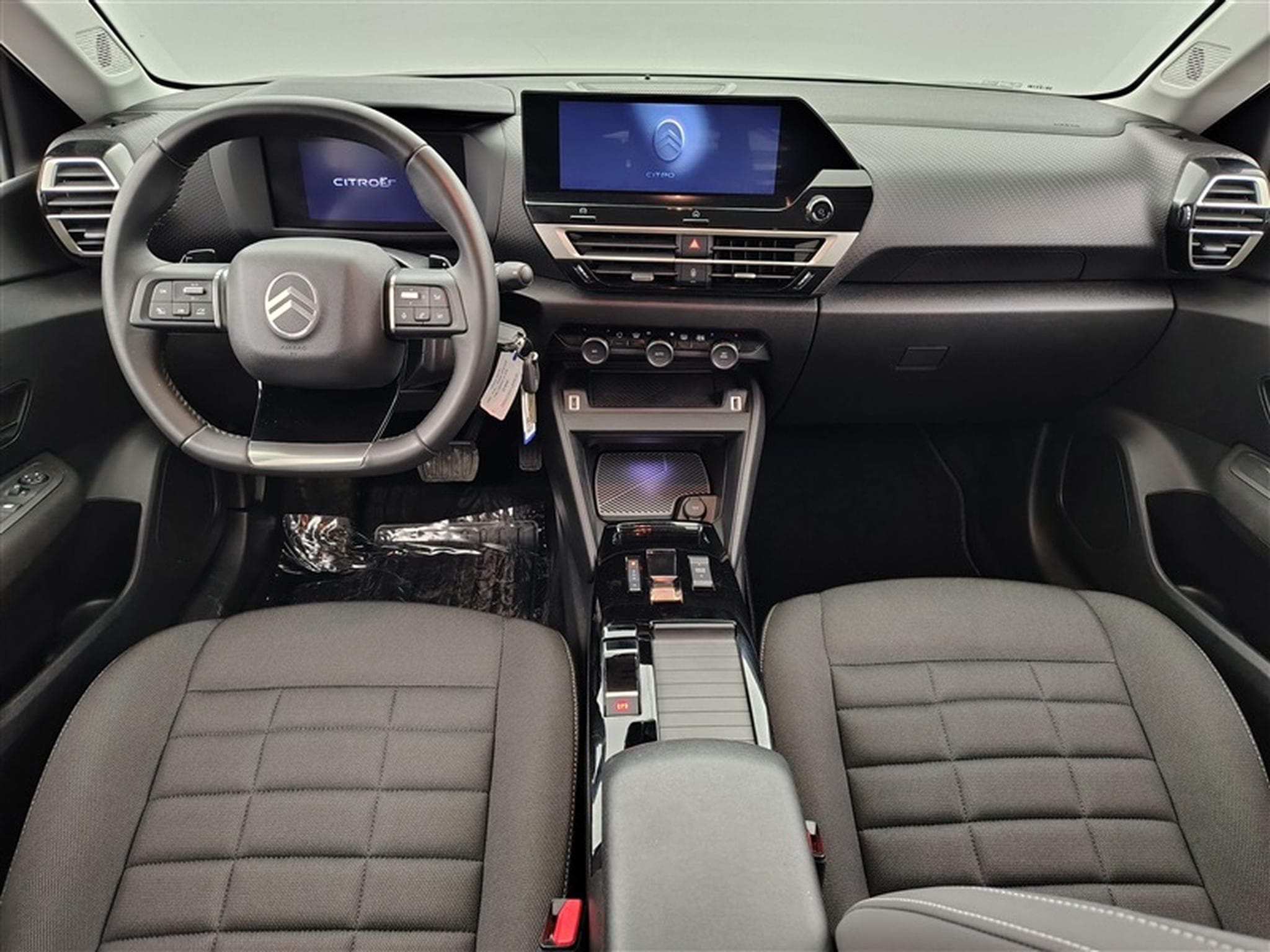 Citroen C4 1.2 Hybrid 145cv e-DCS6 Plus NAVI / FULL LED / CAMERA (2025) - Photo 8