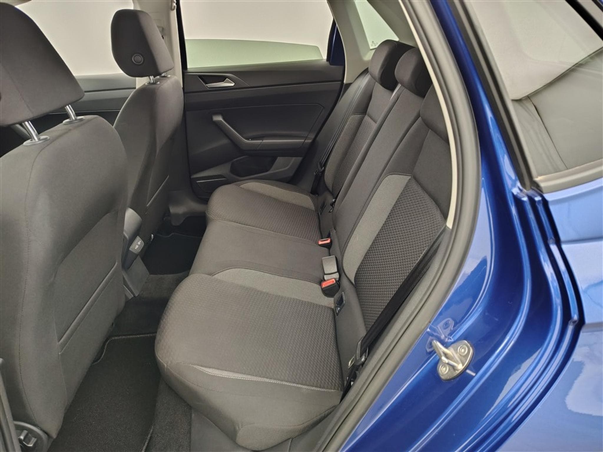 VW Polo 1.0 TSI 95Cv Edition CARPLAY / CAMERA / ALU (2025) - Photo 13