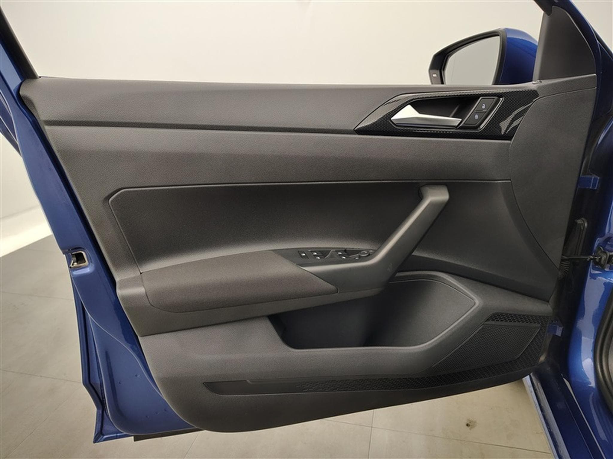 VW Polo 1.0 TSI 95Cv Edition CARPLAY / CAMERA / ALU (2025) - Photo 17