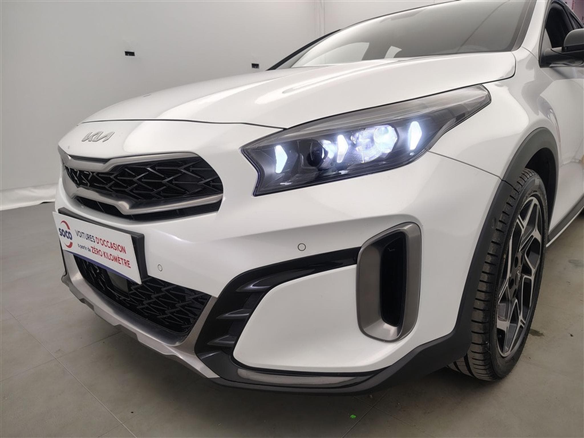 Kia XCeed 1.0 T-GDi GT Line *NAVI/CAMERA/FULL LED/T.PANO/JA* (2022) - Photo 15