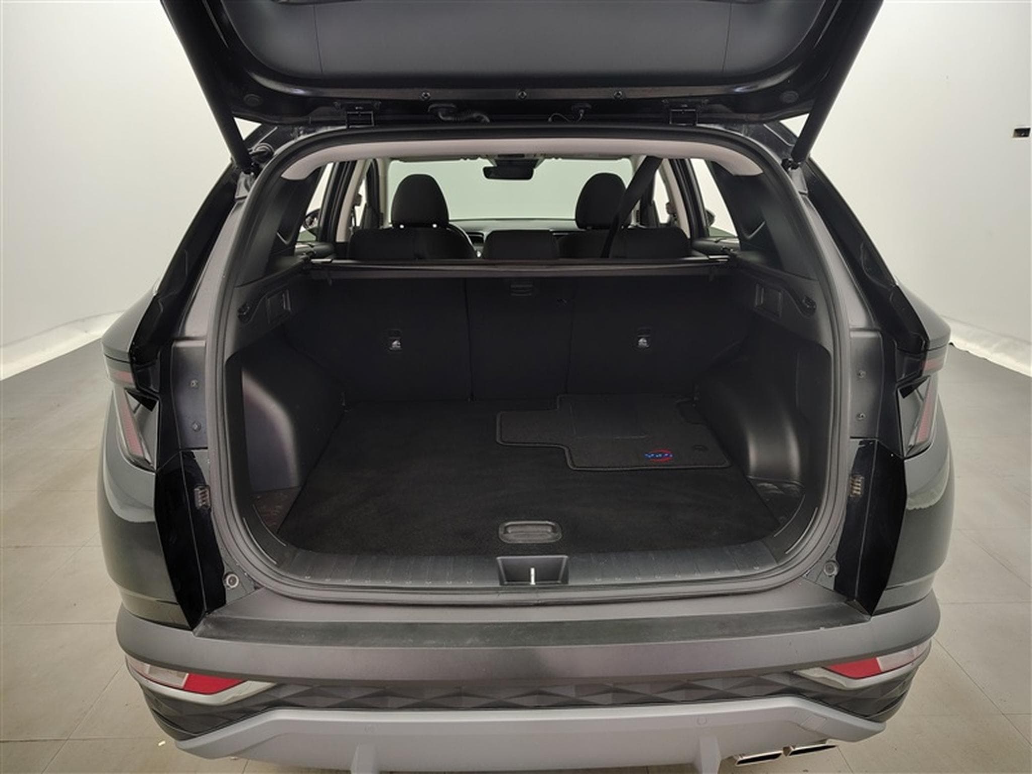 Hyundai Tucson HEV 1.6 T-GDi Shine CARPLAY / CAM (2022) - Photo 13