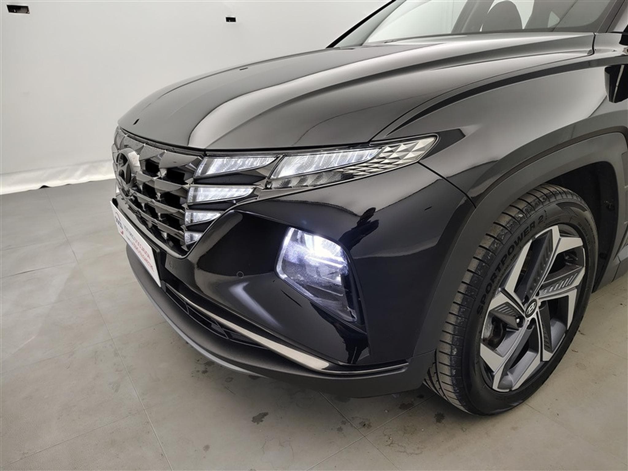 Hyundai Tucson HEV 1.6 T-GDi Shine CARPLAY / CAM (2022) - Photo 14