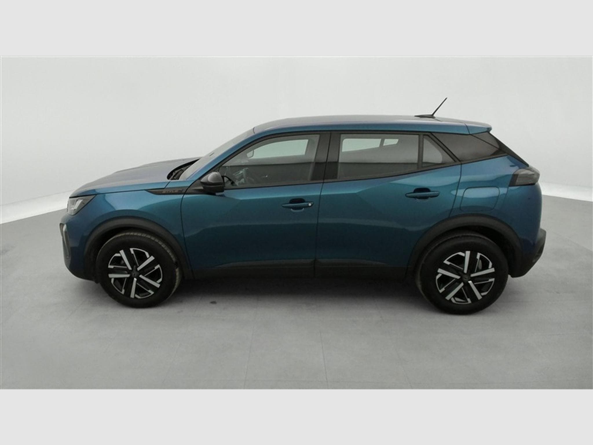 Peugeot 2008 1.2 Turbo Style CARPLAY / FULL LED / PDC AR / JA 16" (2025) - Photo 3