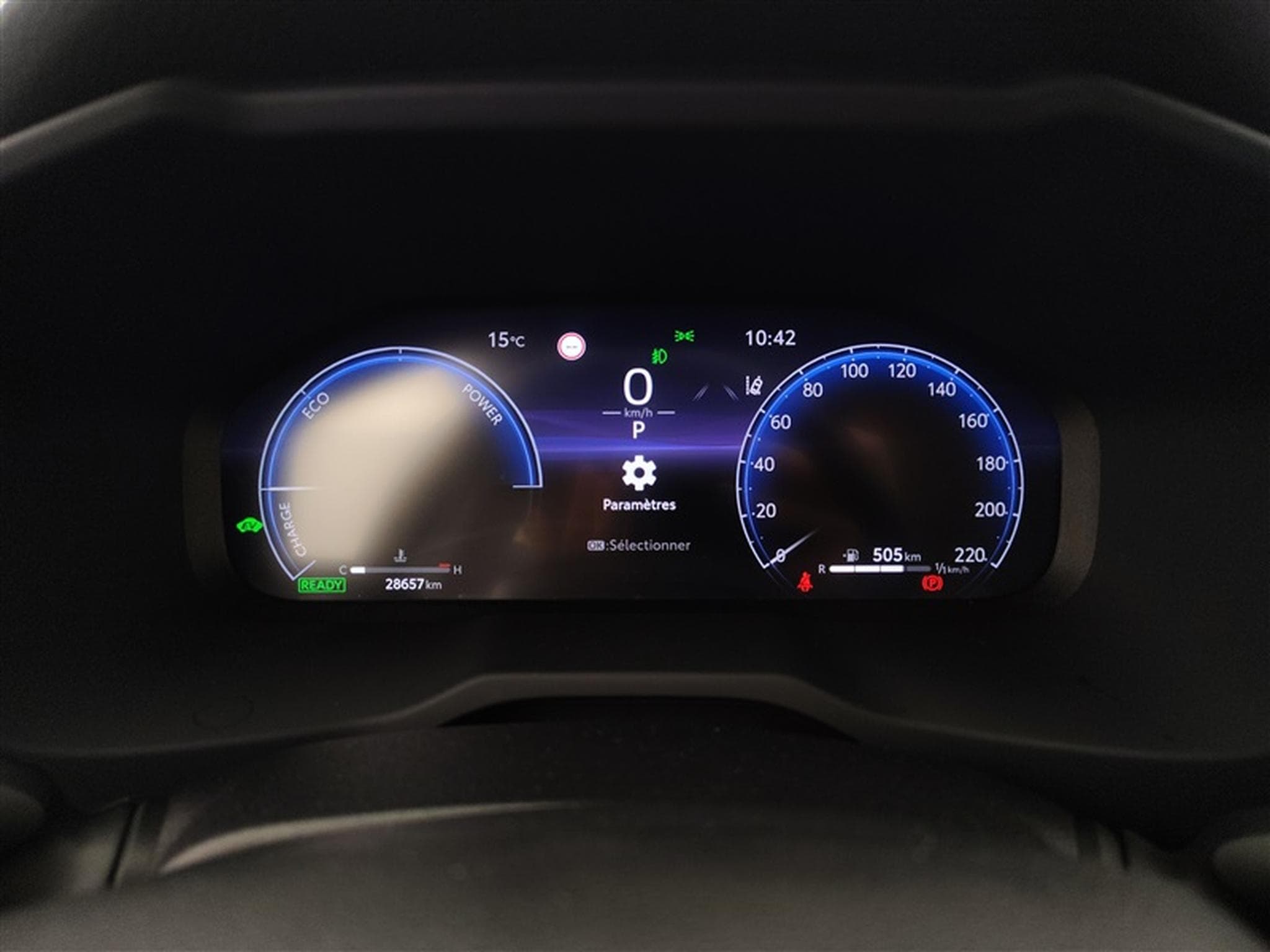 Toyota RAV 4 (2022) - Photo 10