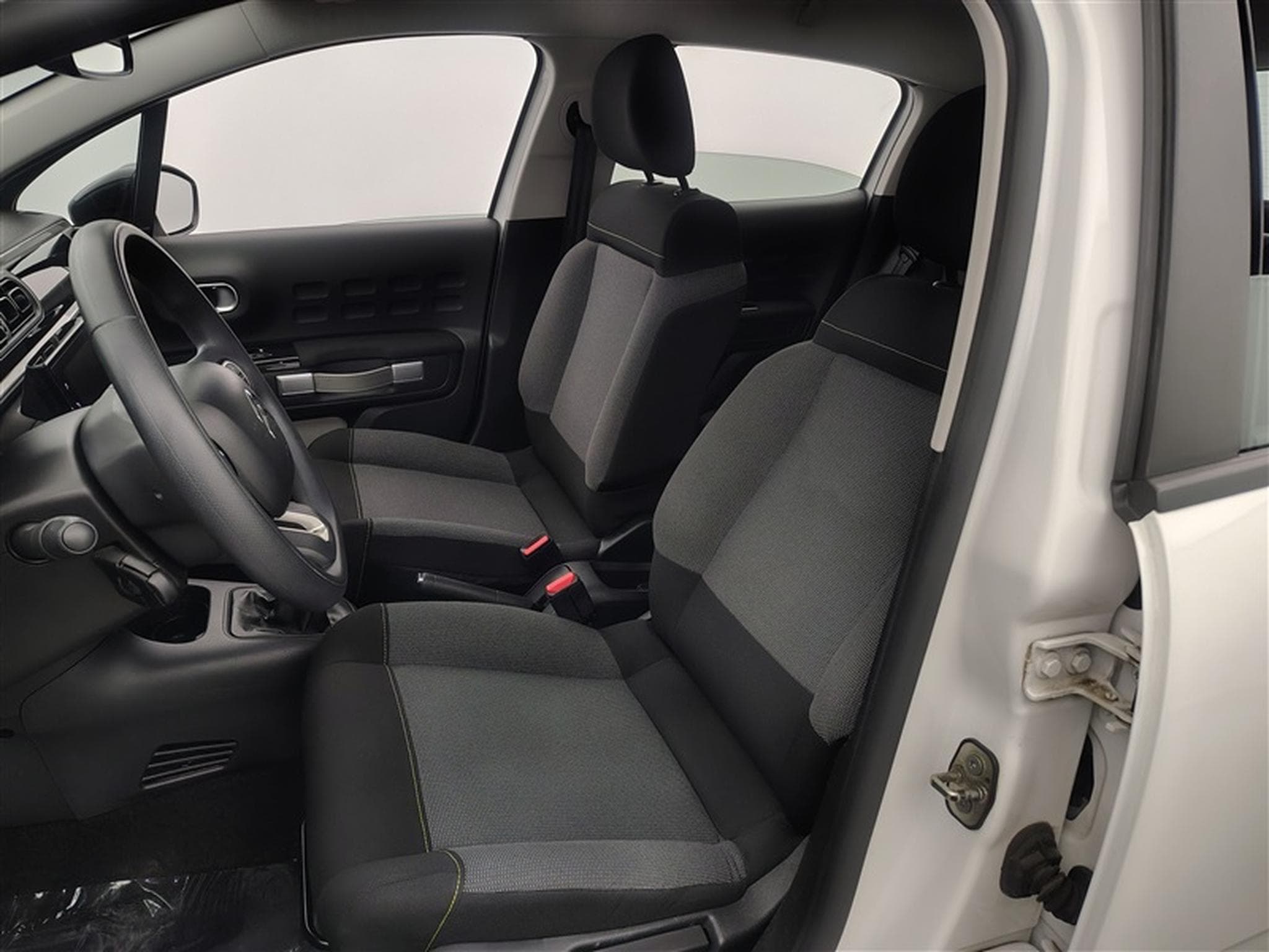 Citroen C3 1.2i PureTech Feel (2019) - Photo 7