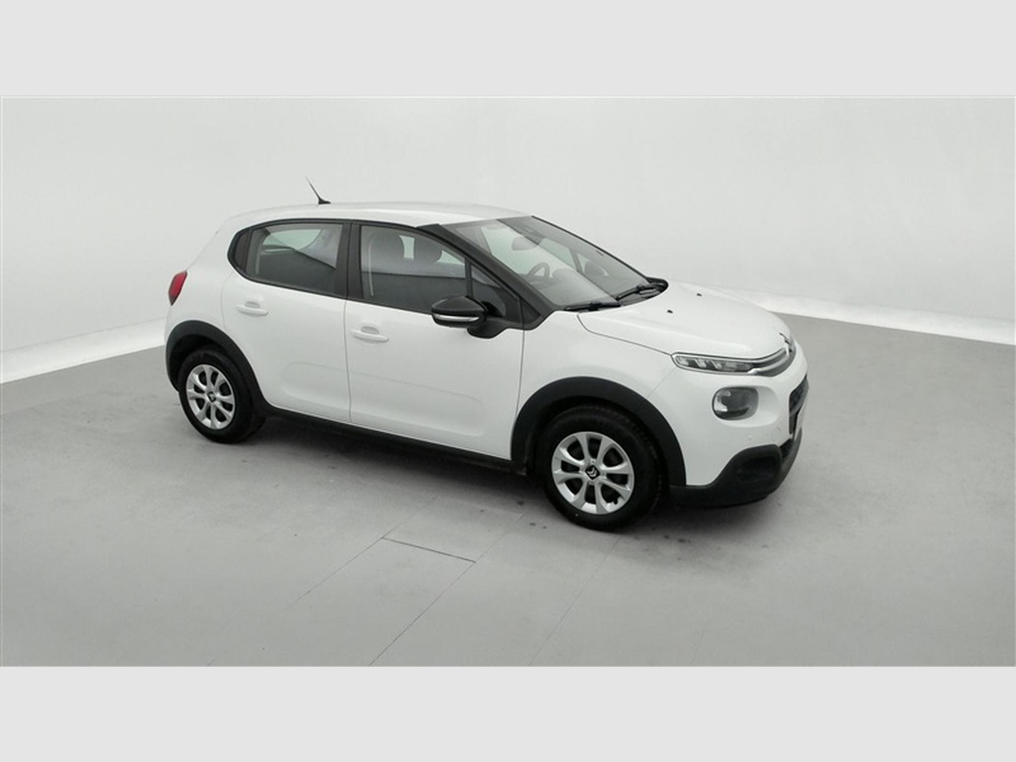 Citroen C3 1.2i PureTech Feel (2019) - Photo 22