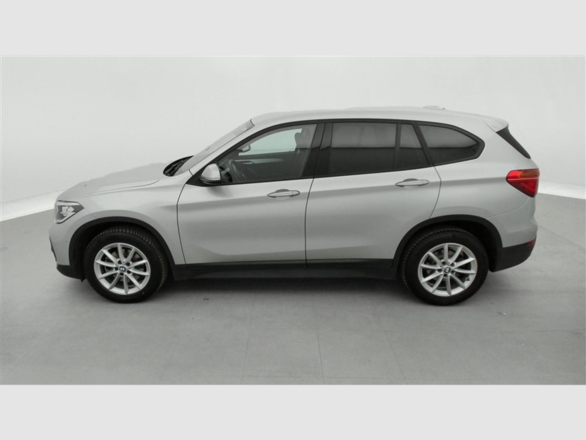 BMW X1 1.5iA sDrive18 OPF (EU6AP) (2021) - Photo 3