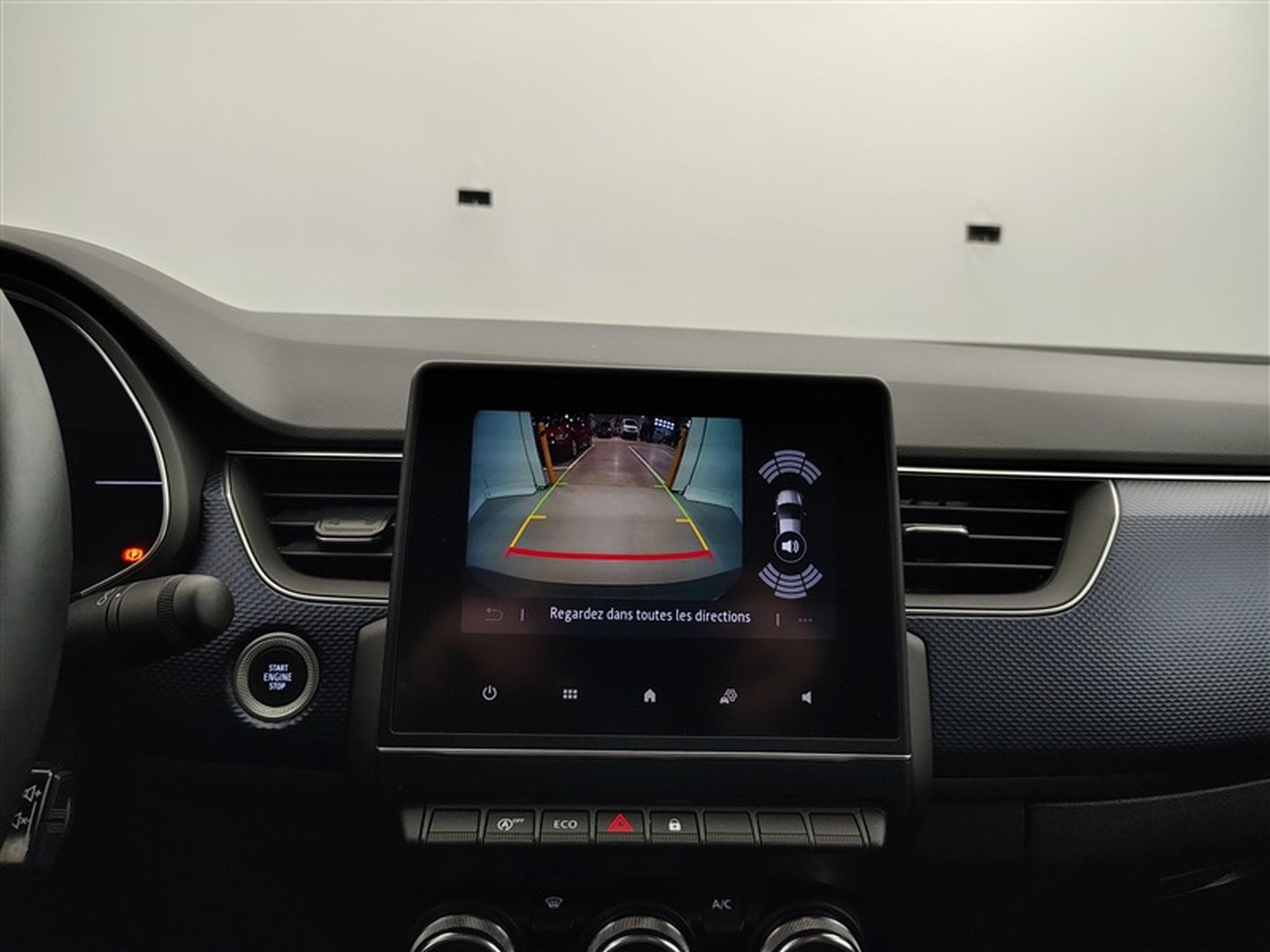Renault Arkana 1.3 TCe 140cv EDC Evolution CARPLAY / CAMERA (2024) - Photo 18