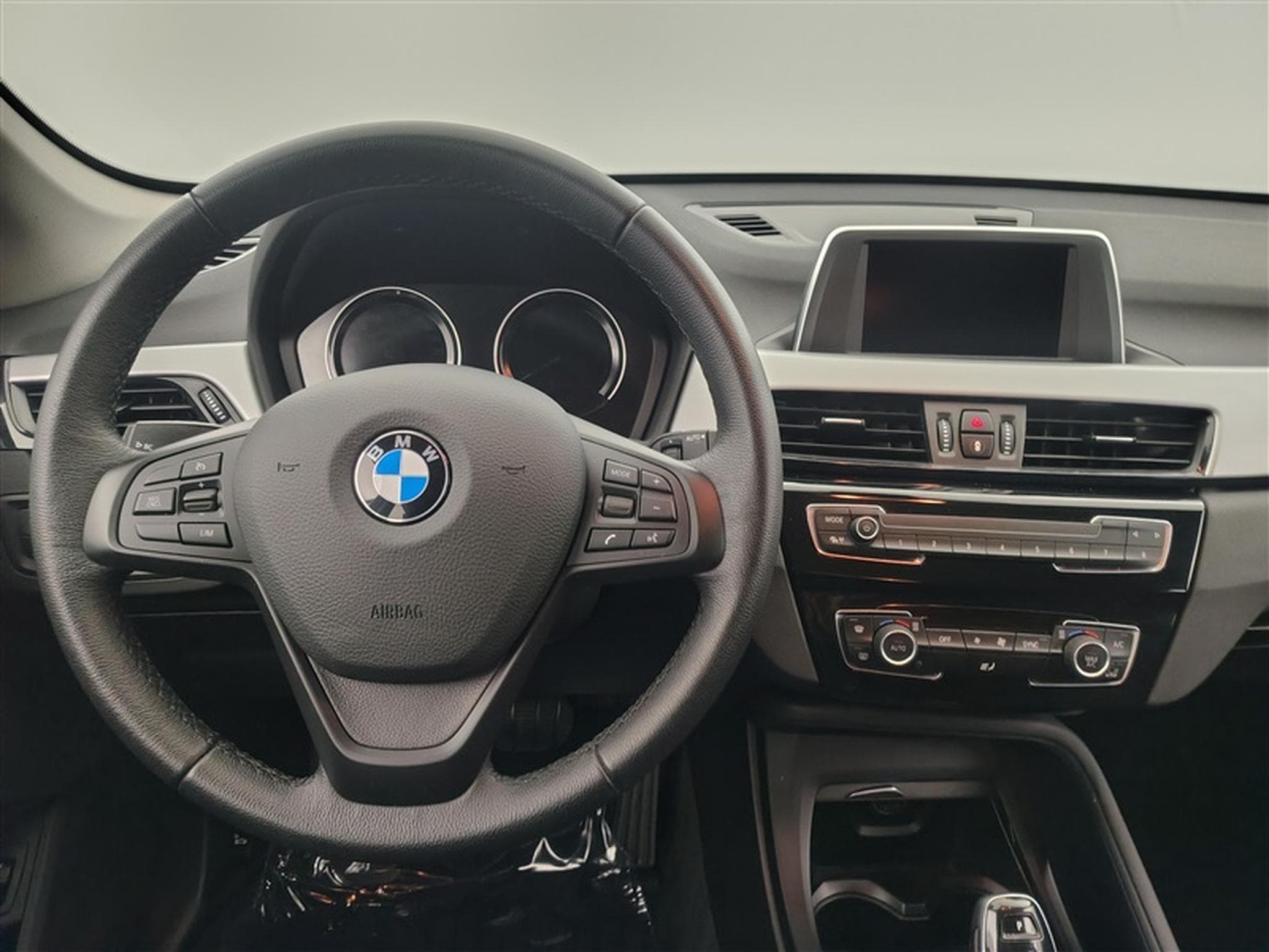 BMW X1 1.5iA sDrive18 OPF (EU6AP) (2021) - Photo 9