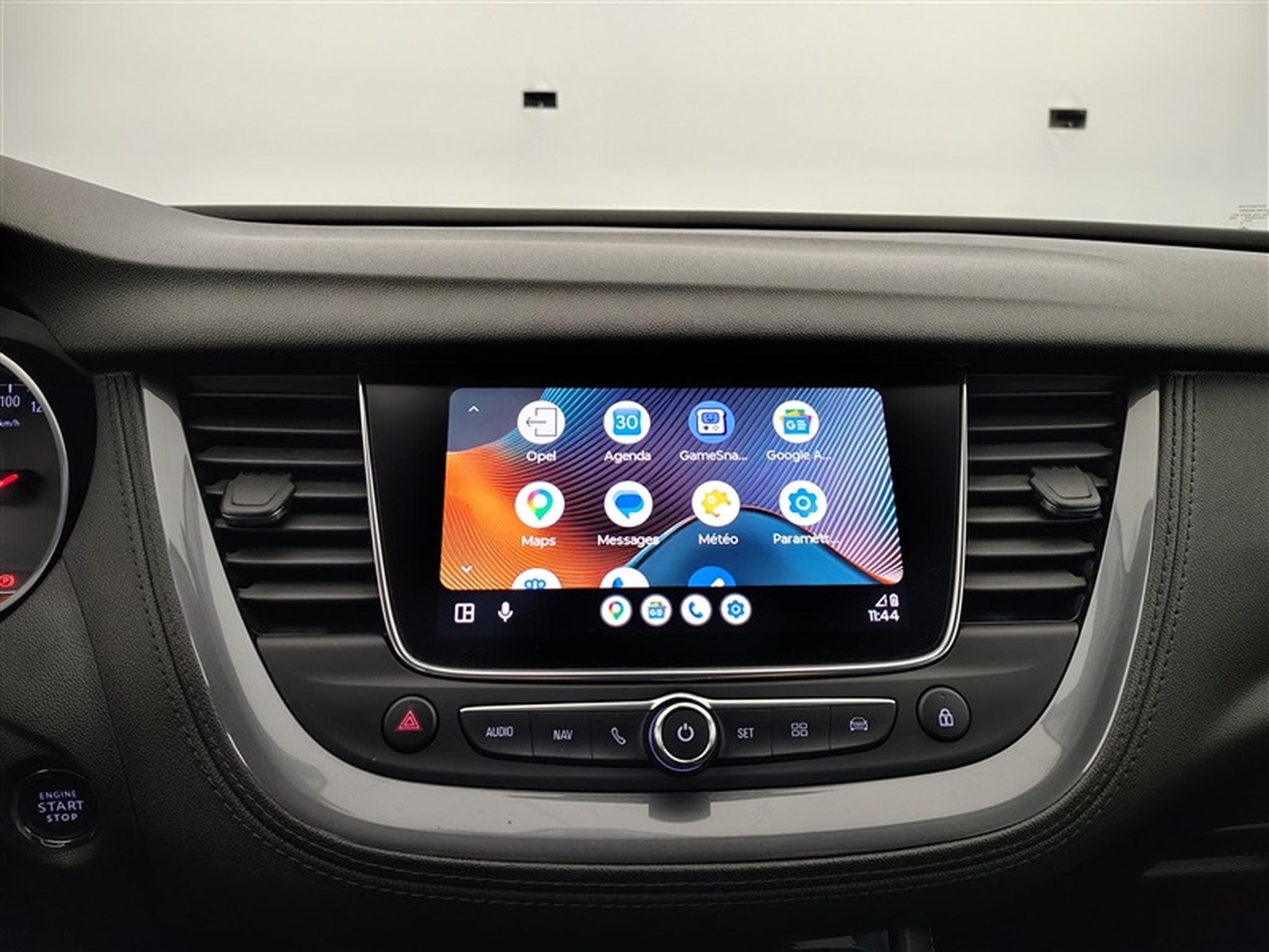 Opel Grandland 1.2 Turbo ECOTEC Innovation *NAVI/CAMERA/ (2020) - Photo 21