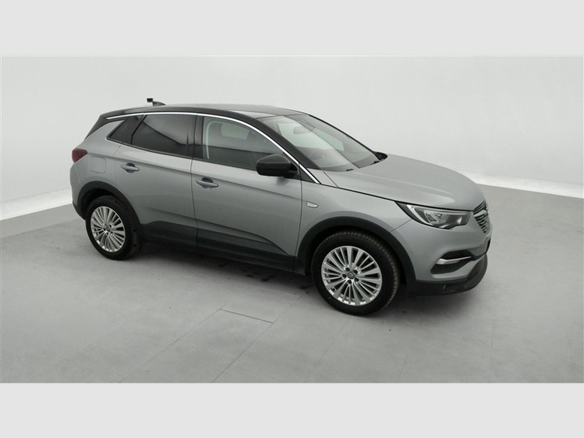 Opel Grandland 1.2 Turbo ECOTEC Innovation *NAVI/CAMERA/ (2020) - Photo 24