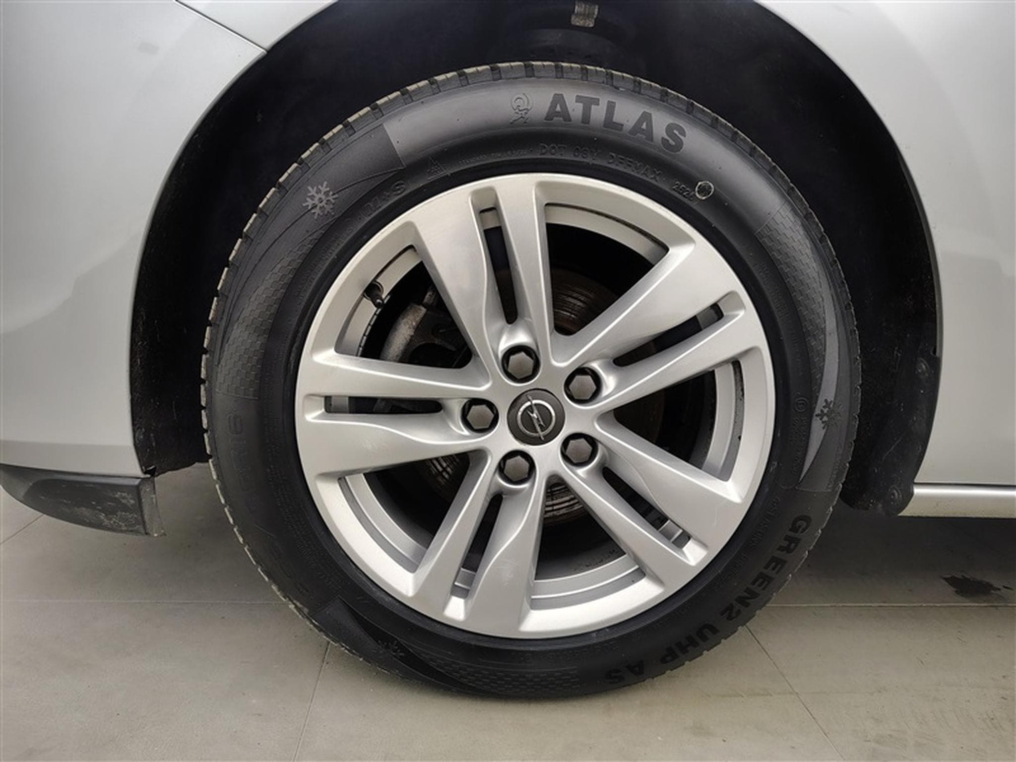 Opel Astra Sports Tourer 1.2 Turbo Edition NAVI/LED/JA/PDC (2021) - Photo 6