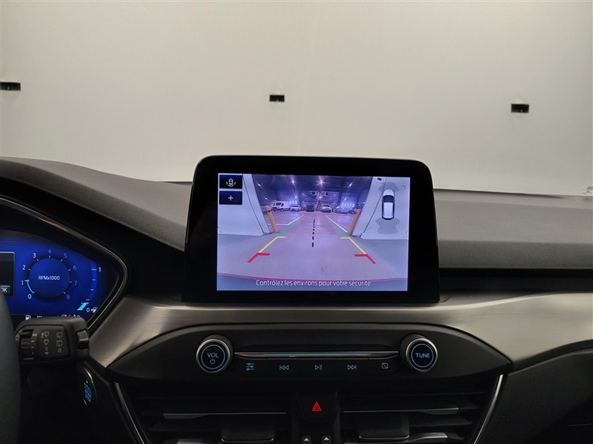 Ford Focus (2020) - Photo 18