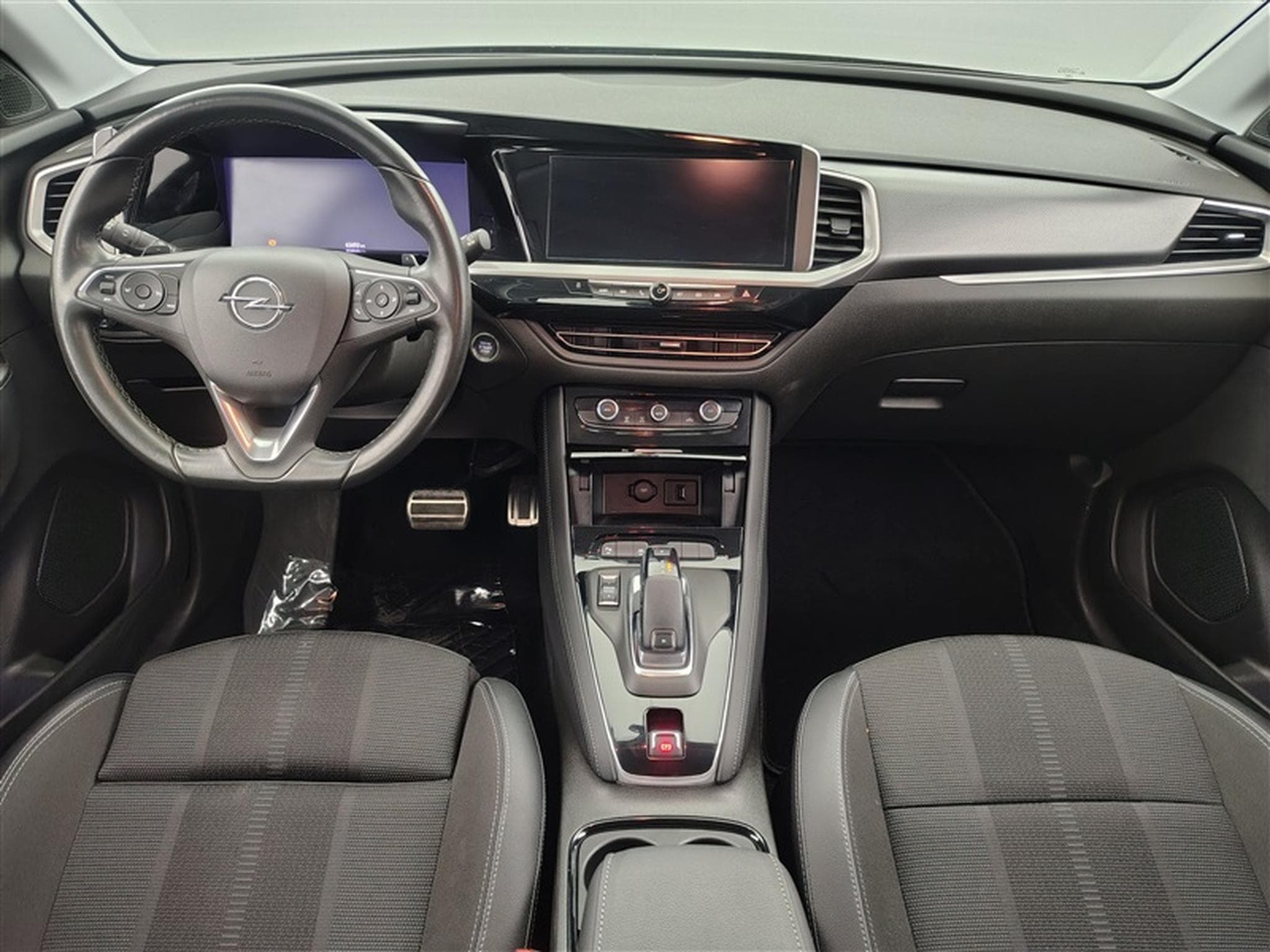 Opel Grandland 1.5 Turbo D Business EAT8 NAVI / FULL LED / S-CUIR (2023) - Photo 8
