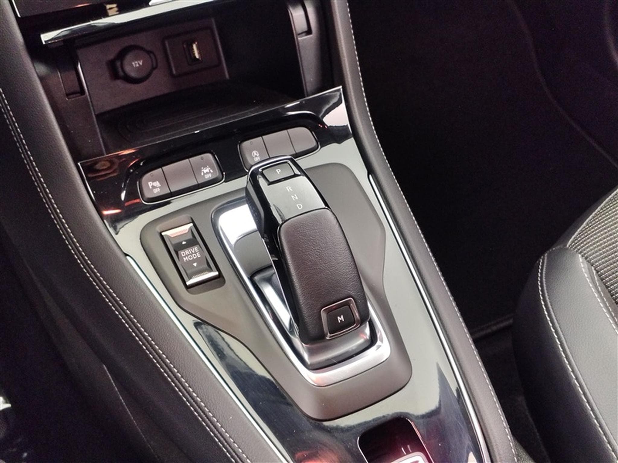 Opel Grandland 1.5 Turbo D Business EAT8 NAVI / FULL LED / S-CUIR (2023) - Photo 12