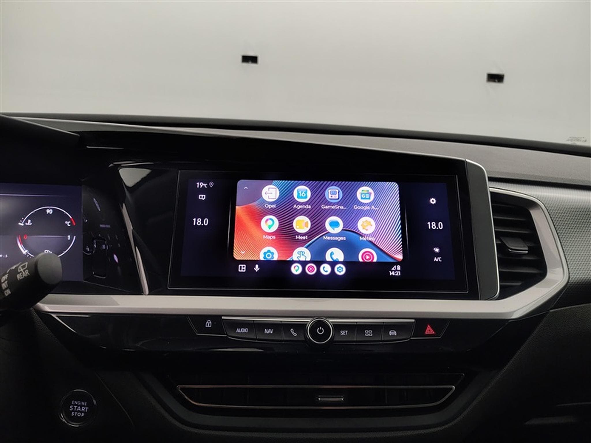 Opel Grandland 1.5 Turbo D Business EAT8 NAVI / FULL LED / S-CUIR (2023) - Photo 20