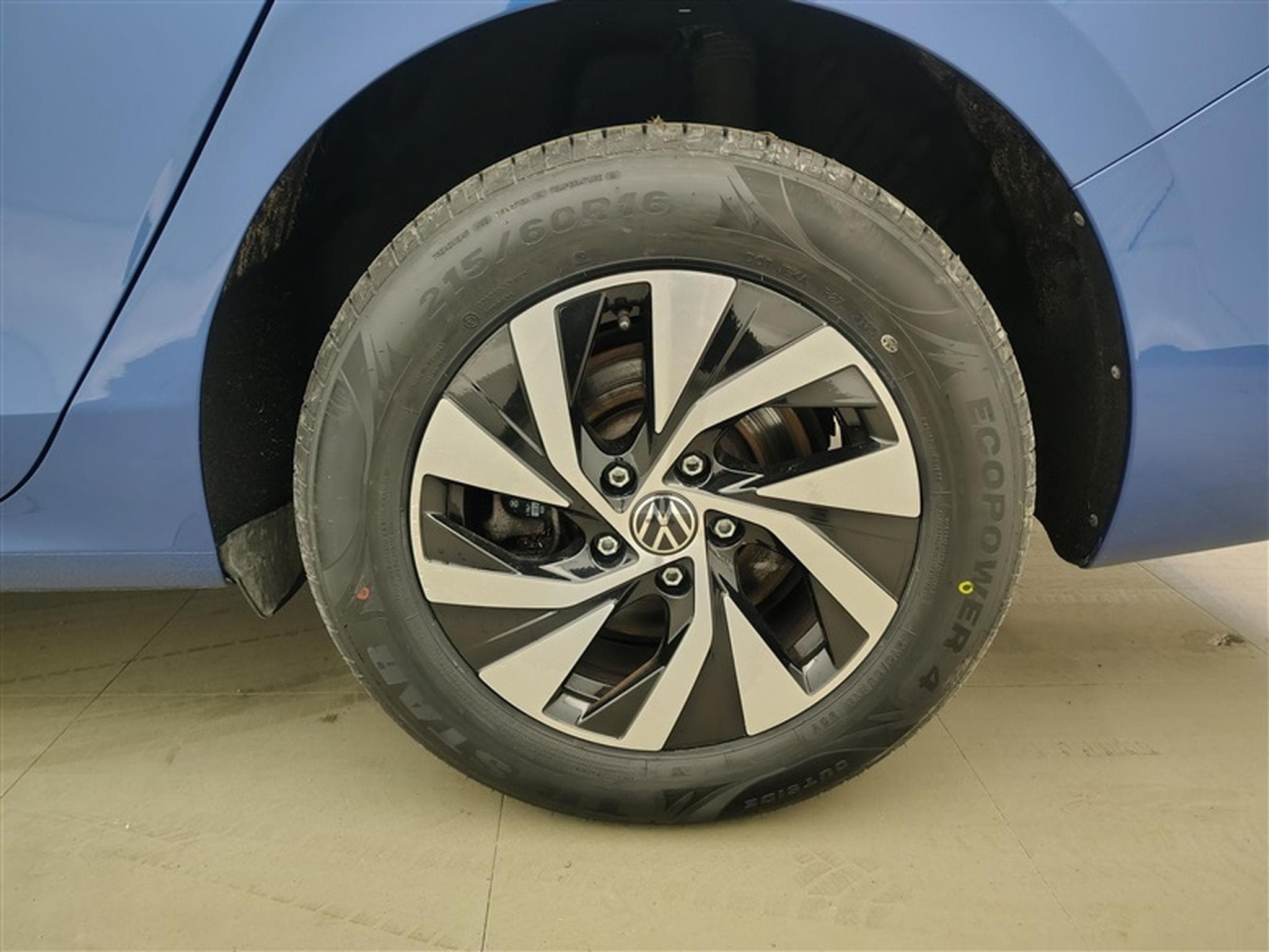 VW Passat 2.0 TDi 150cv DSG Elegance NAVI / FULL LED / CUIR-ALCANTARA (2024) - Photo 6