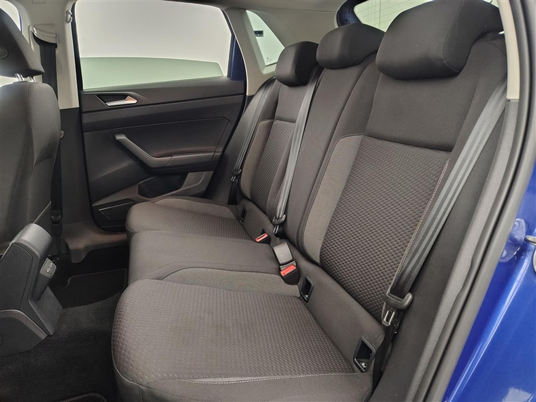 VW Polo 1.0 TSI 95Cv DSG Edition CARPLAY / CAMERA / ALU (2025) - Photo 13
