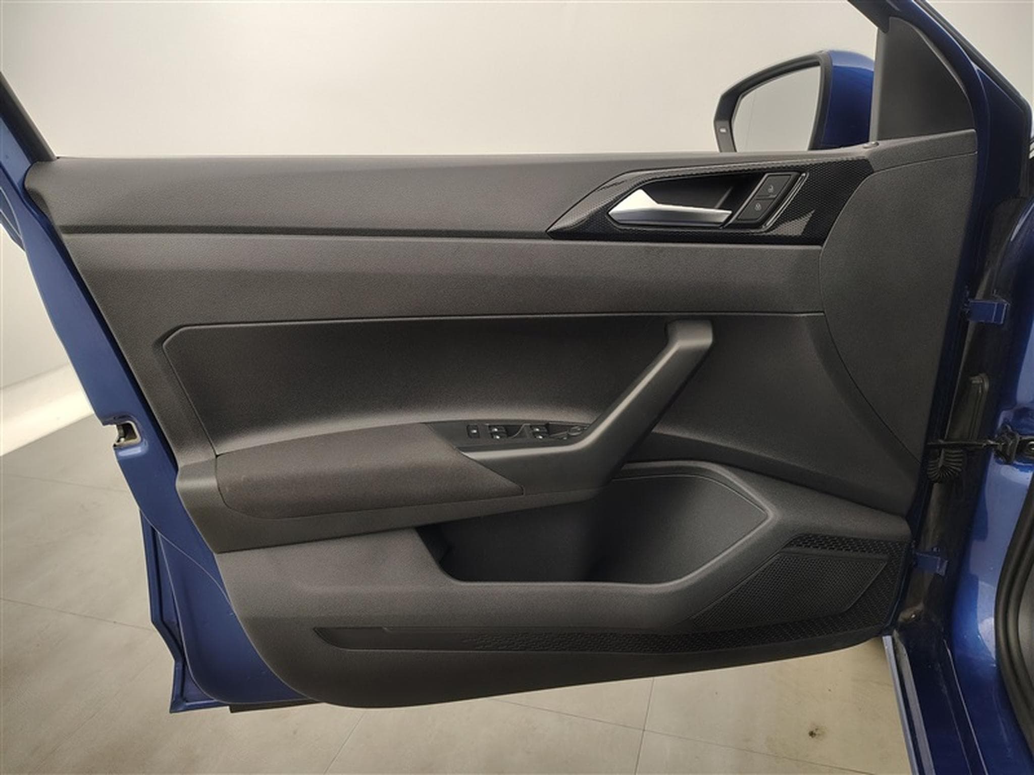 VW Polo 1.0 TSI 95Cv DSG Edition CARPLAY / CAMERA / ALU (2025) - Photo 17