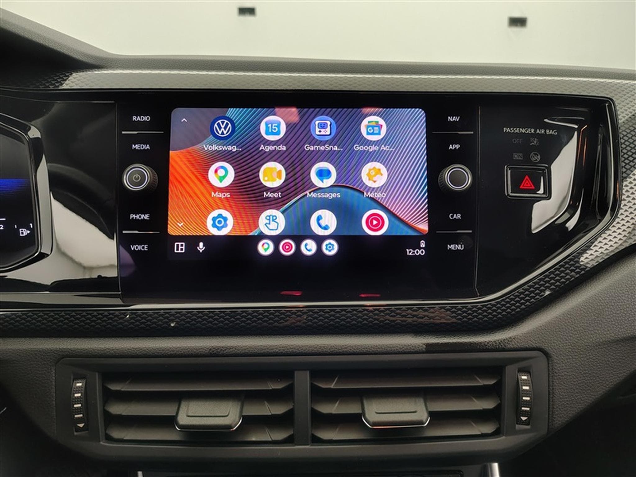 VW Polo 1.0 TSI 95Cv DSG Edition CARPLAY / CAMERA / ALU (2025) - Photo 20