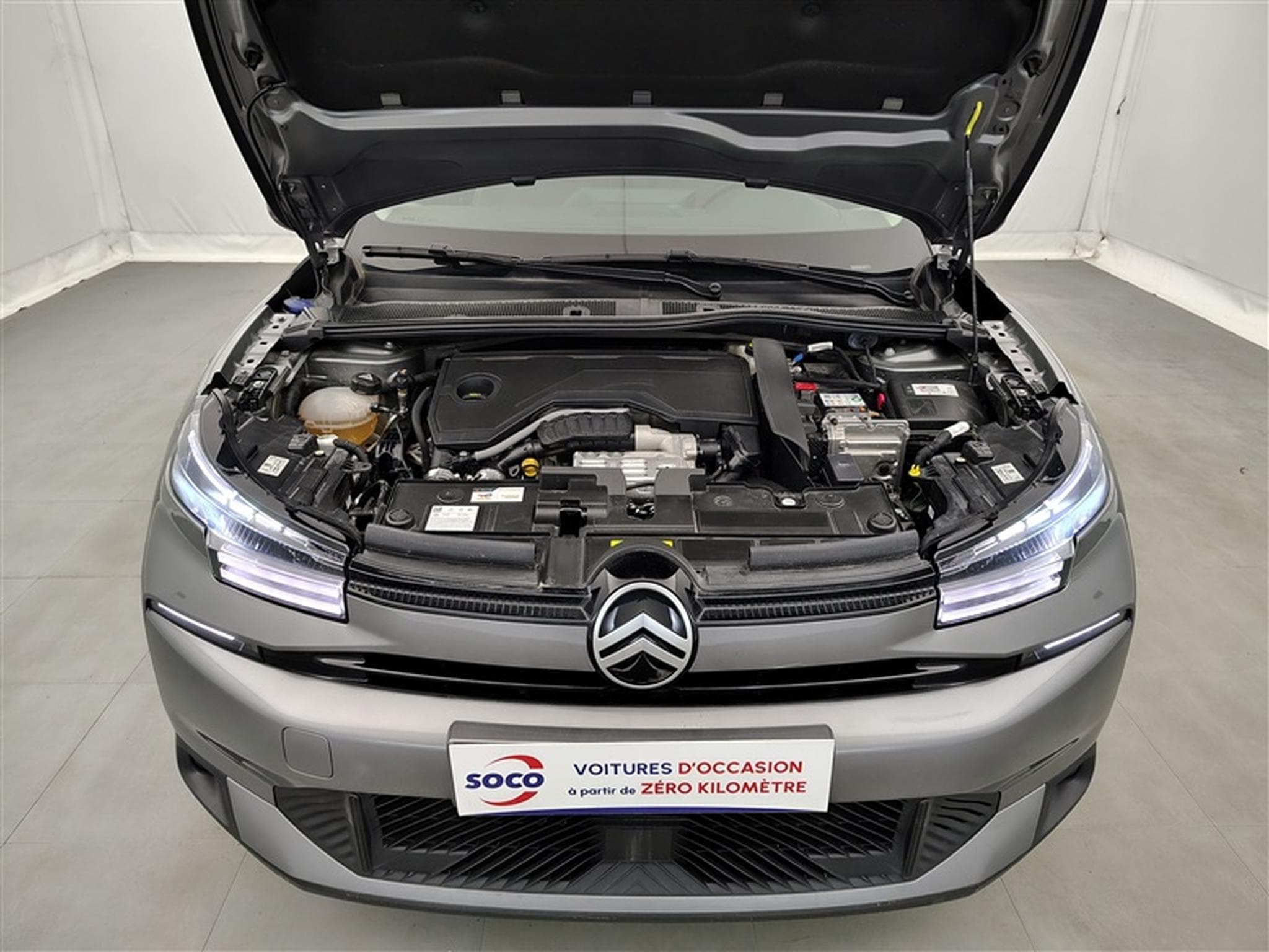 Citroen C4 1.2 Hybrid 145cv e-DCS6 Plus NAVI / FULL LED / CAMERA (2025) - Foto 19