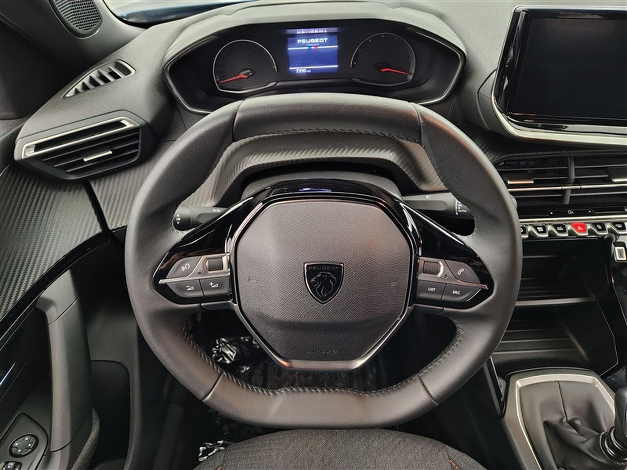 Peugeot 2008 1.2 Turbo Style CARPLAY / FULL LED / PDC AR / JA 16" (2025) - Foto 9