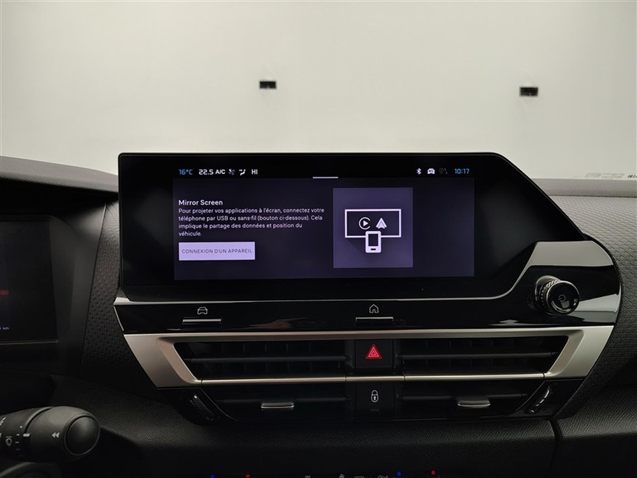 Citroen C4 1.2 Hybrid 145cv e-DCS6 Plus NAVI / FULL LED / CAMERA (2025) - Foto 20