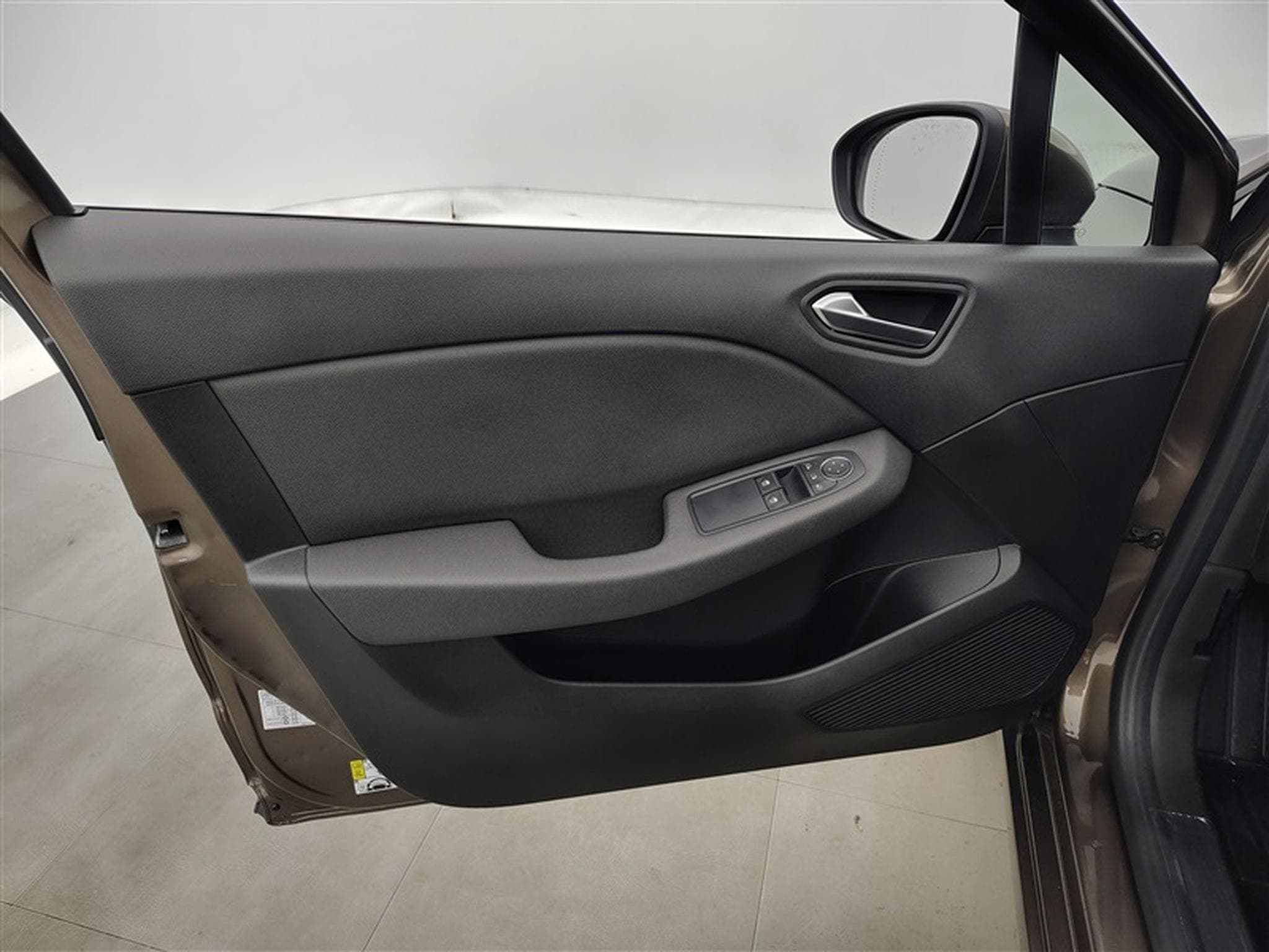 Renault Clio 1.0 TCe Limited (2020) - Foto 16
