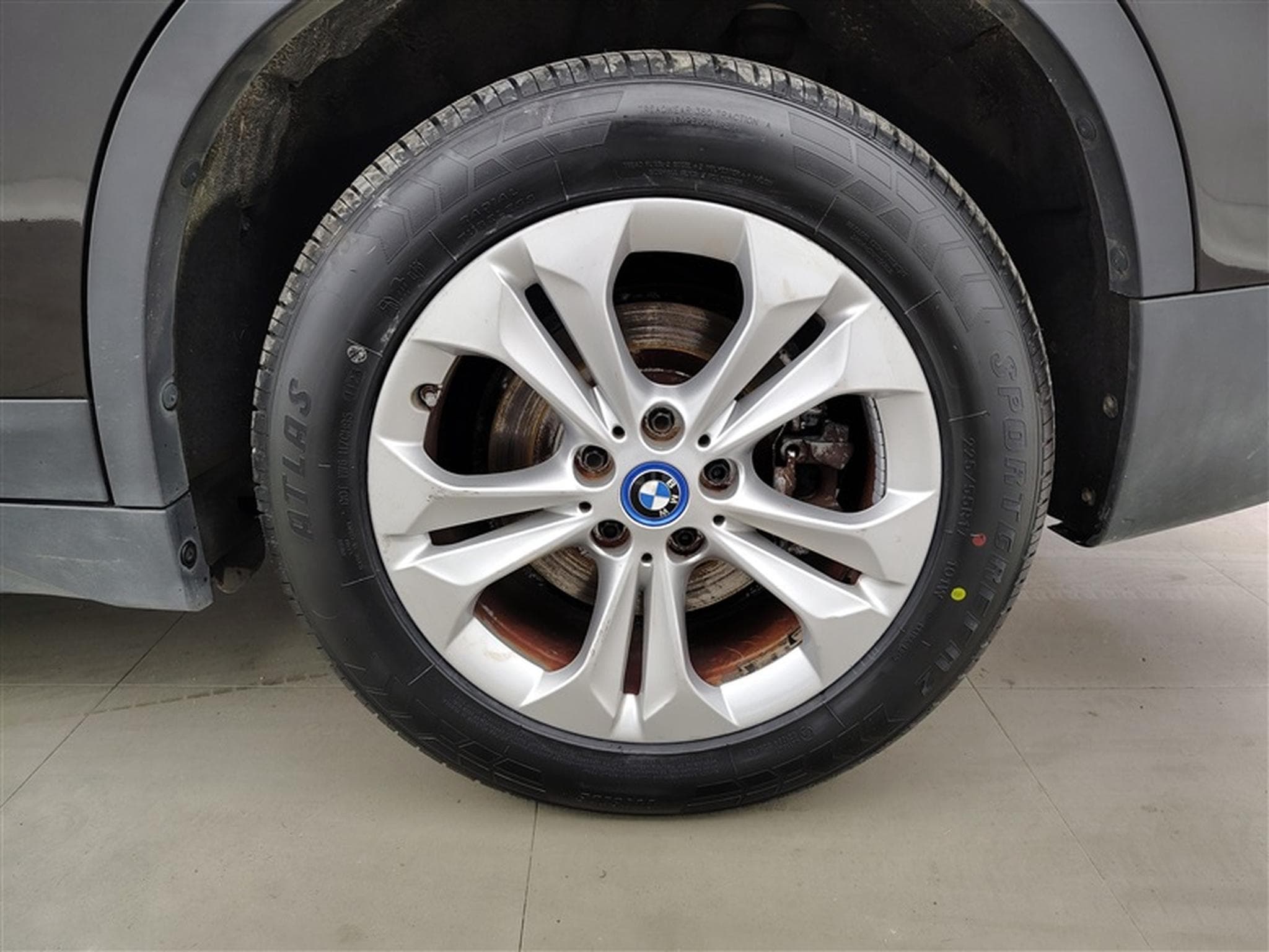 BMW X1 PHEV 1.5iA xDrive25e NAVI / FULL LED / CUIR SPORT (2021) - Foto 6