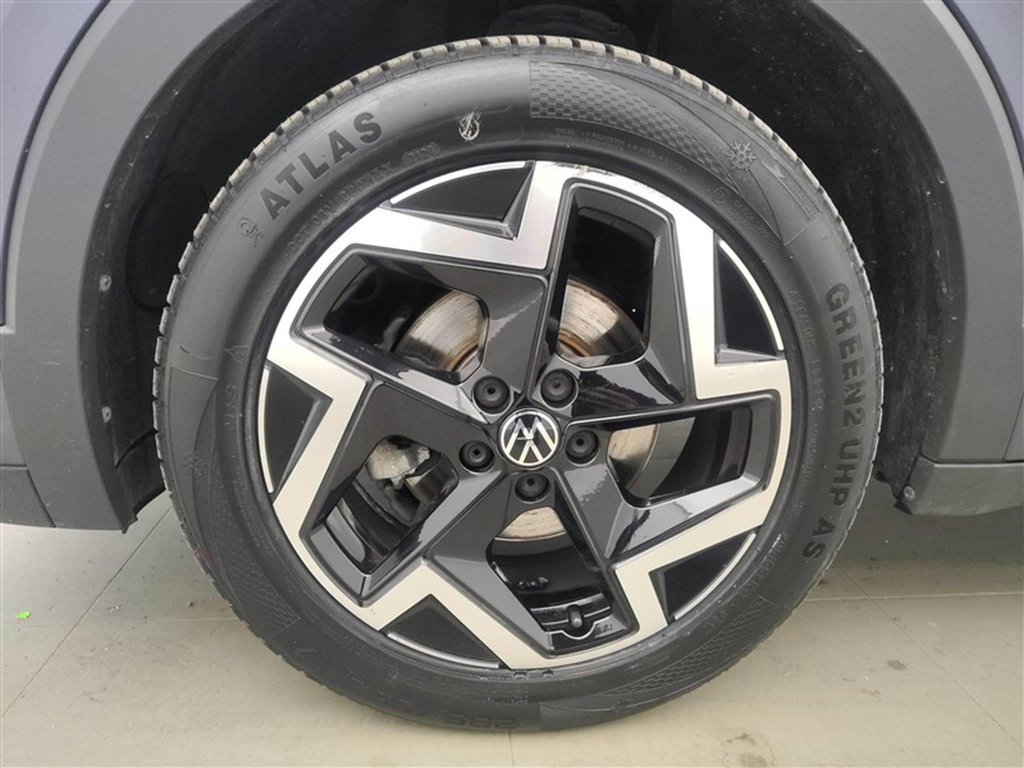 VW T-Cross 1.0 TSI R-Line Business Premium DSG *NAVI/FULL LED/CAM/JA* (2025) - Foto 6