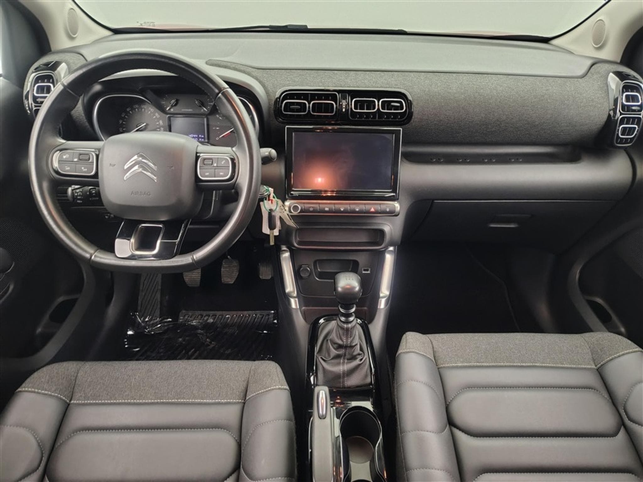 Citroen C3 Aircross 1.2i PureTech Feel S&S (2022) - Foto 8