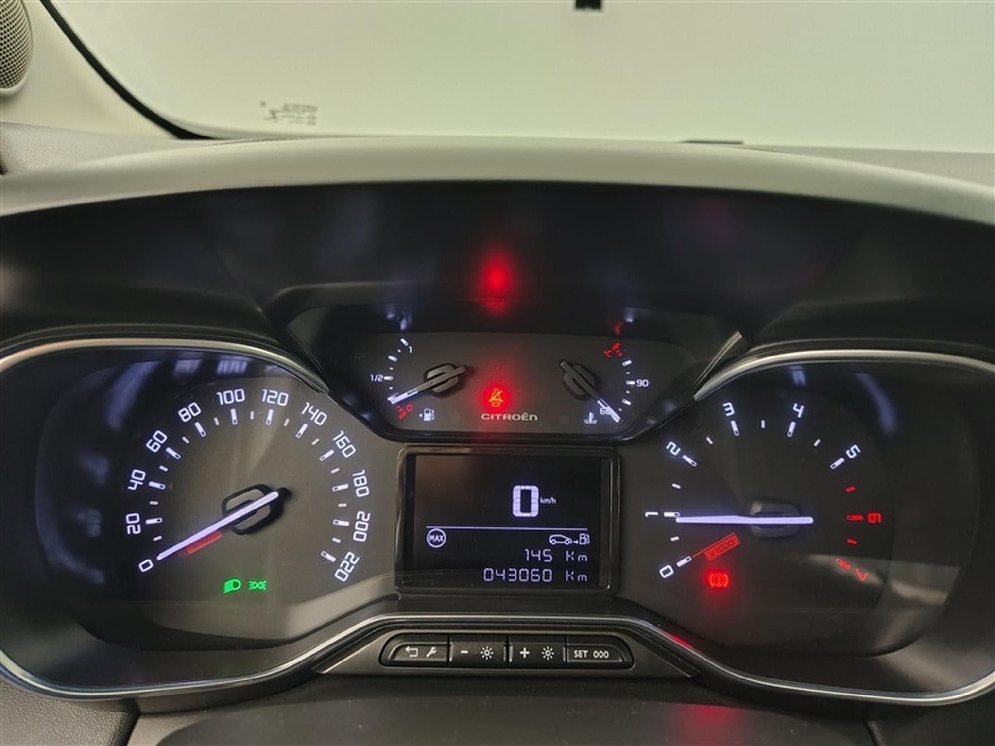 Citroen C3 Aircross 1.2i PureTech Feel S&S (2022) - Foto 10