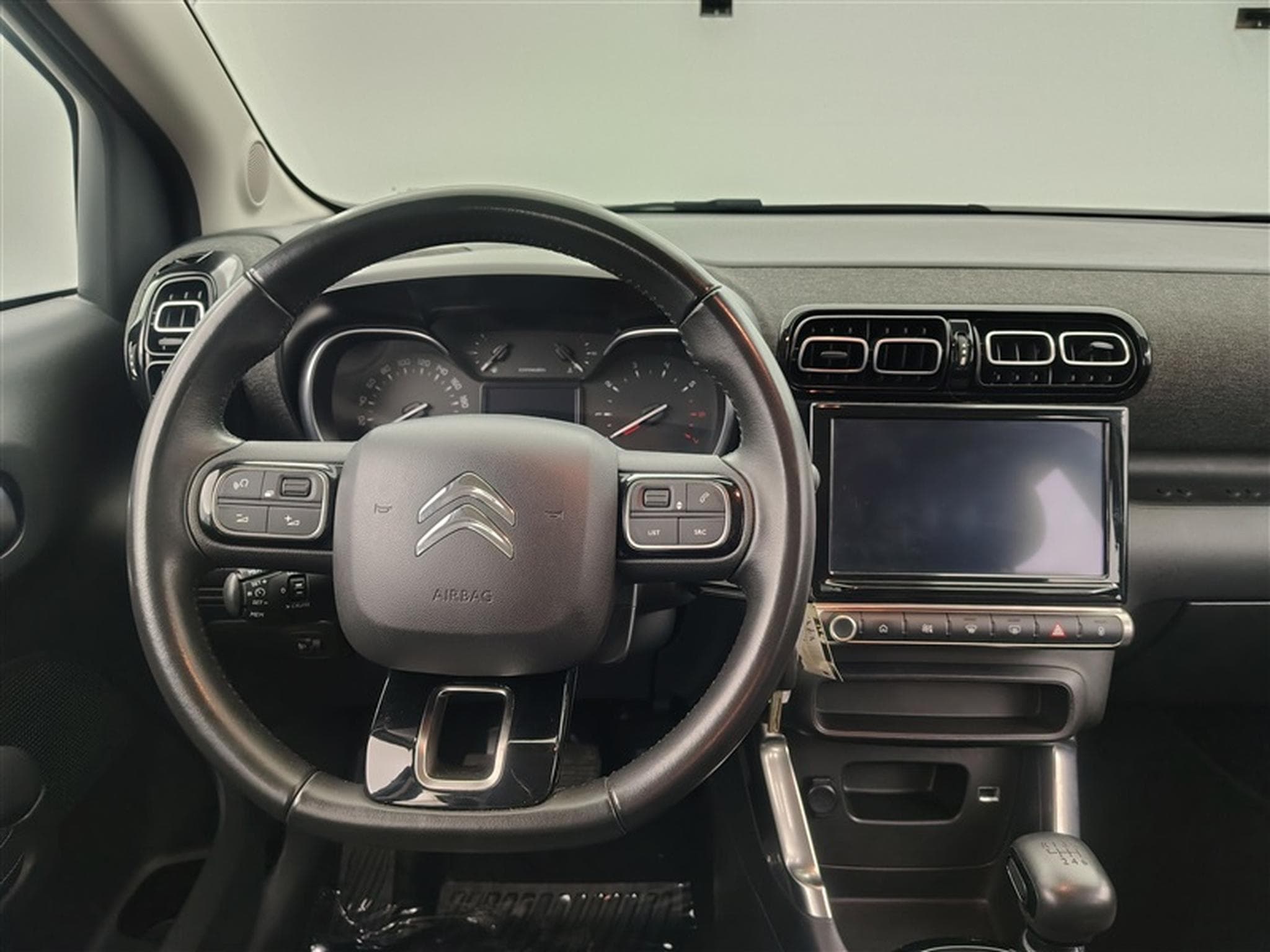 Citroen C3 Aircross 1.2i PureTech Feel S&S (2022) - Foto 9