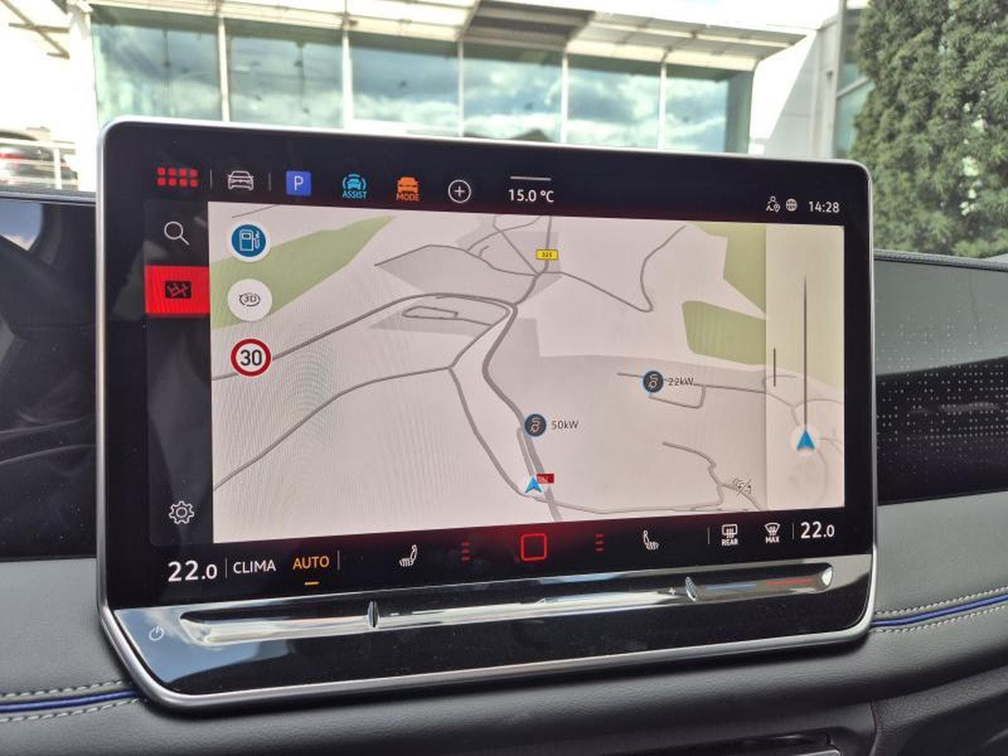 VW Tiguan R-line 2.0 TDI DSG (2025) - Photo 8