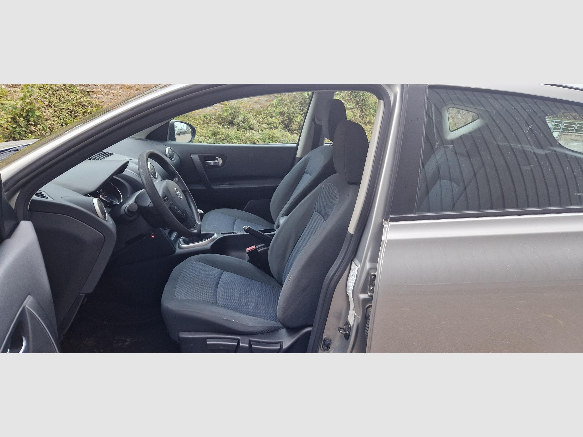 Nissan Qashqai 1.5 Dci 110ch (2011) - Photo 9