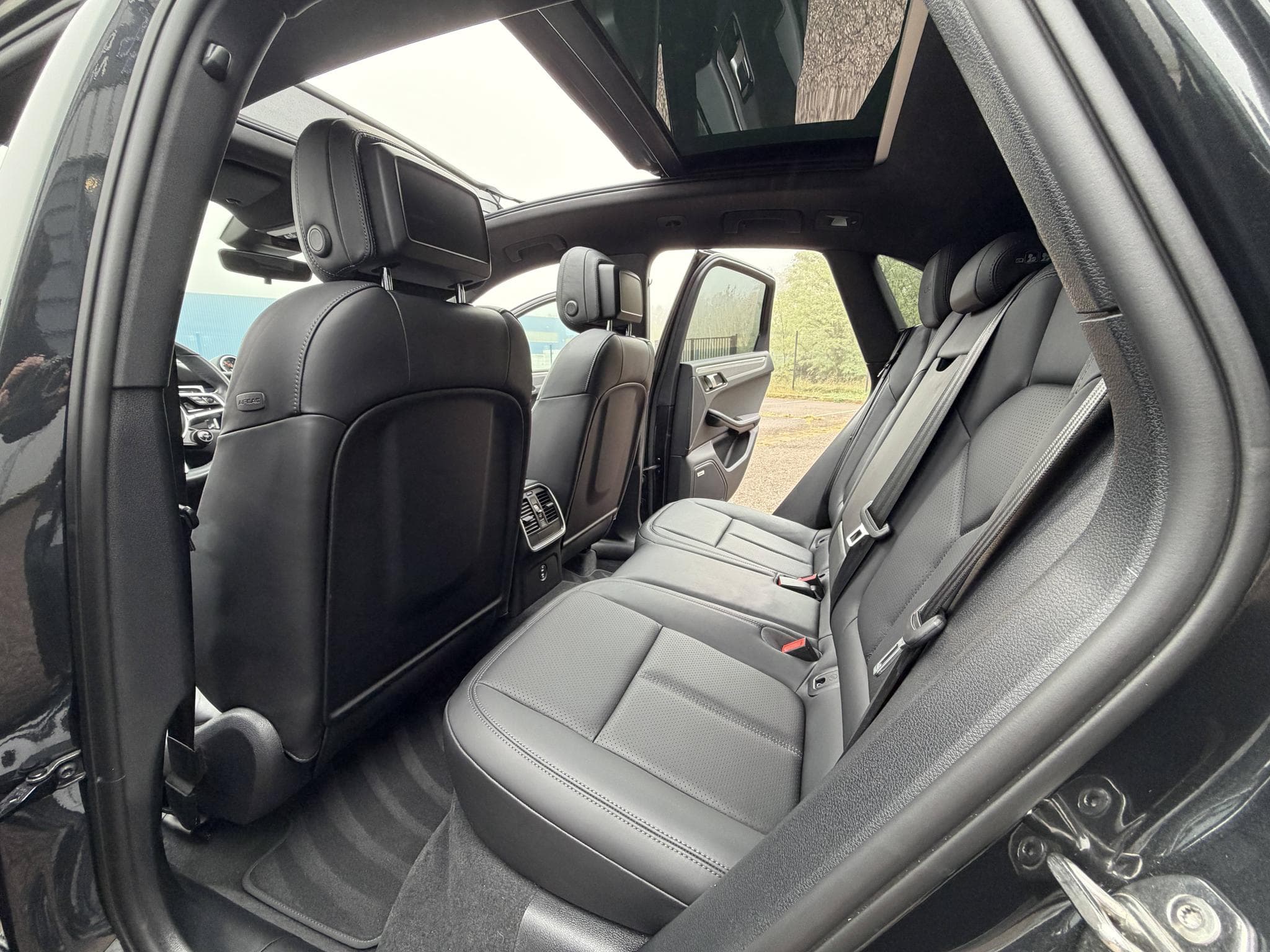 Porsche Macan GTS PHASE 2 / 2.9 V6 380ch / 1ère main / suivi complet Porsc (2020) - Photo 37