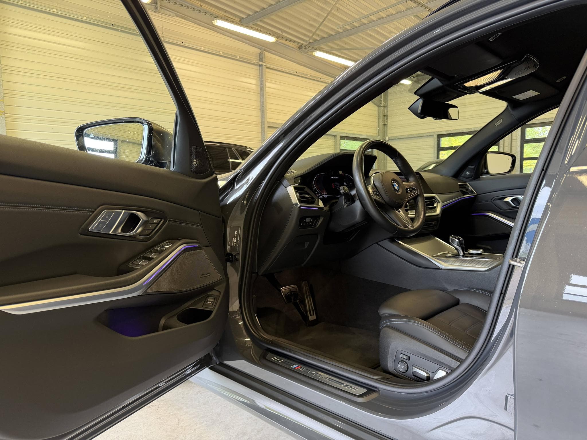 BMW Série 3 M340 d xDrive M340d 340ch / Dravitgrau / 17 125€ d'options / (2020) - Photo 19