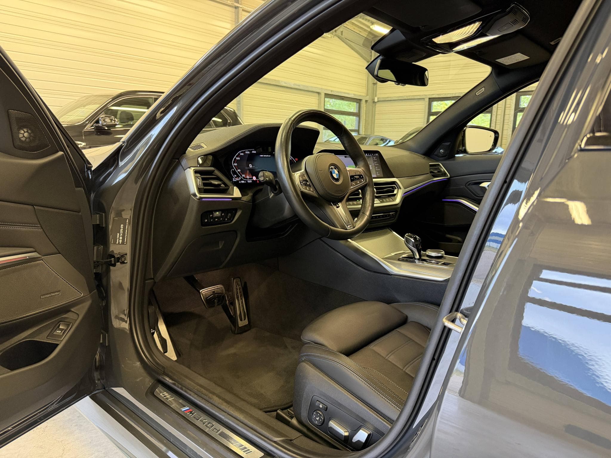 BMW Série 3 M340 d xDrive M340d 340ch / Dravitgrau / 17 125€ d'options / (2020) - Photo 20