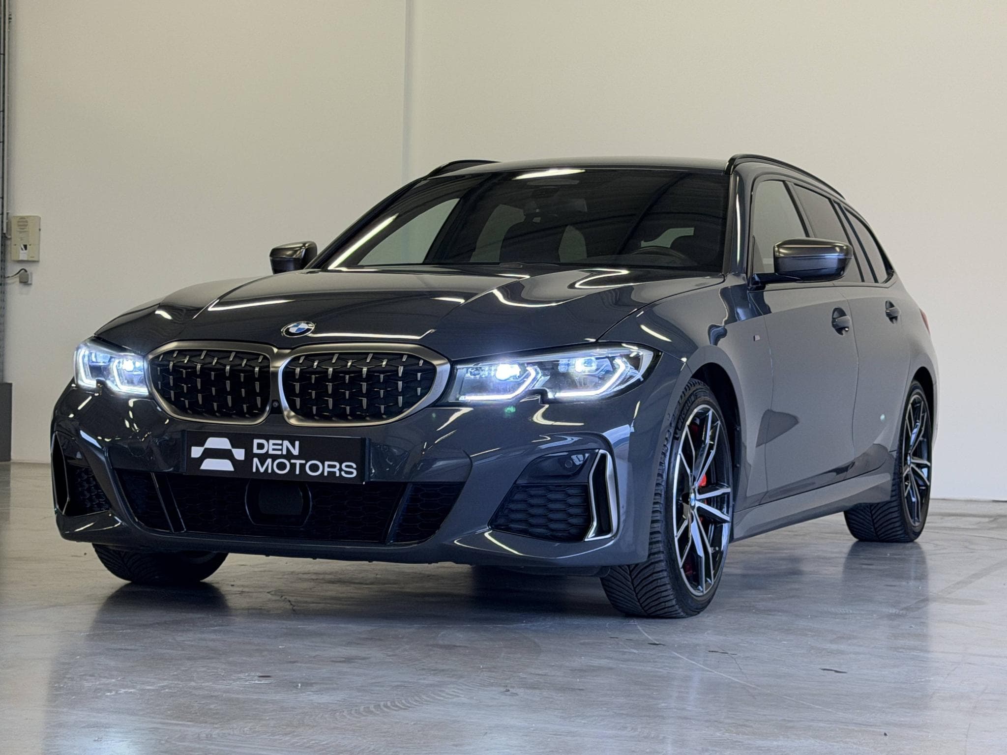 BMW Série 3 M340 d xDrive M340d 340ch / Dravitgrau / 17 125€ d'options / (2020) - Photo 45
