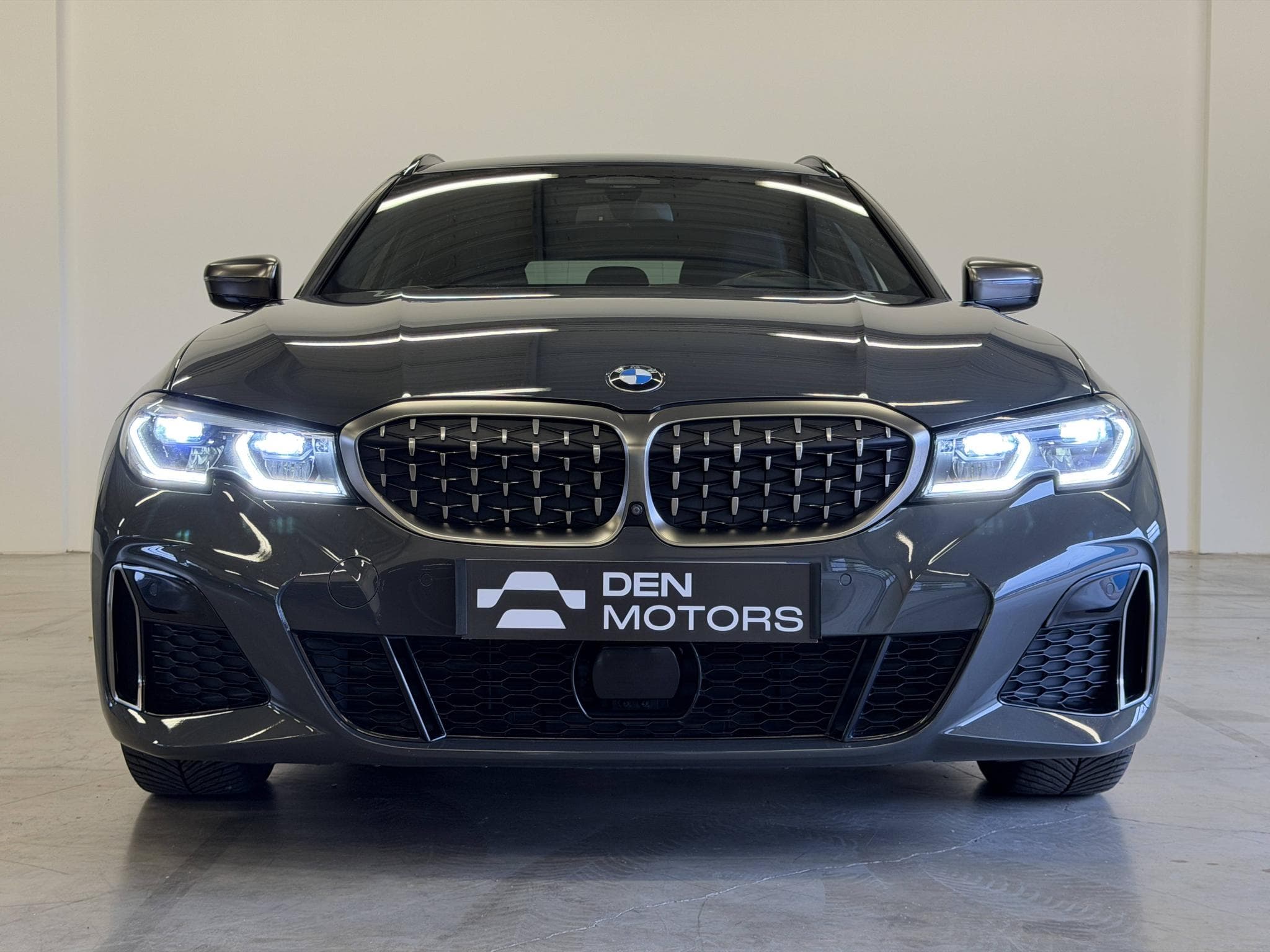 BMW Série 3 M340 d xDrive M340d 340ch / Dravitgrau / 17 125€ d'options / (2020) - Photo 44