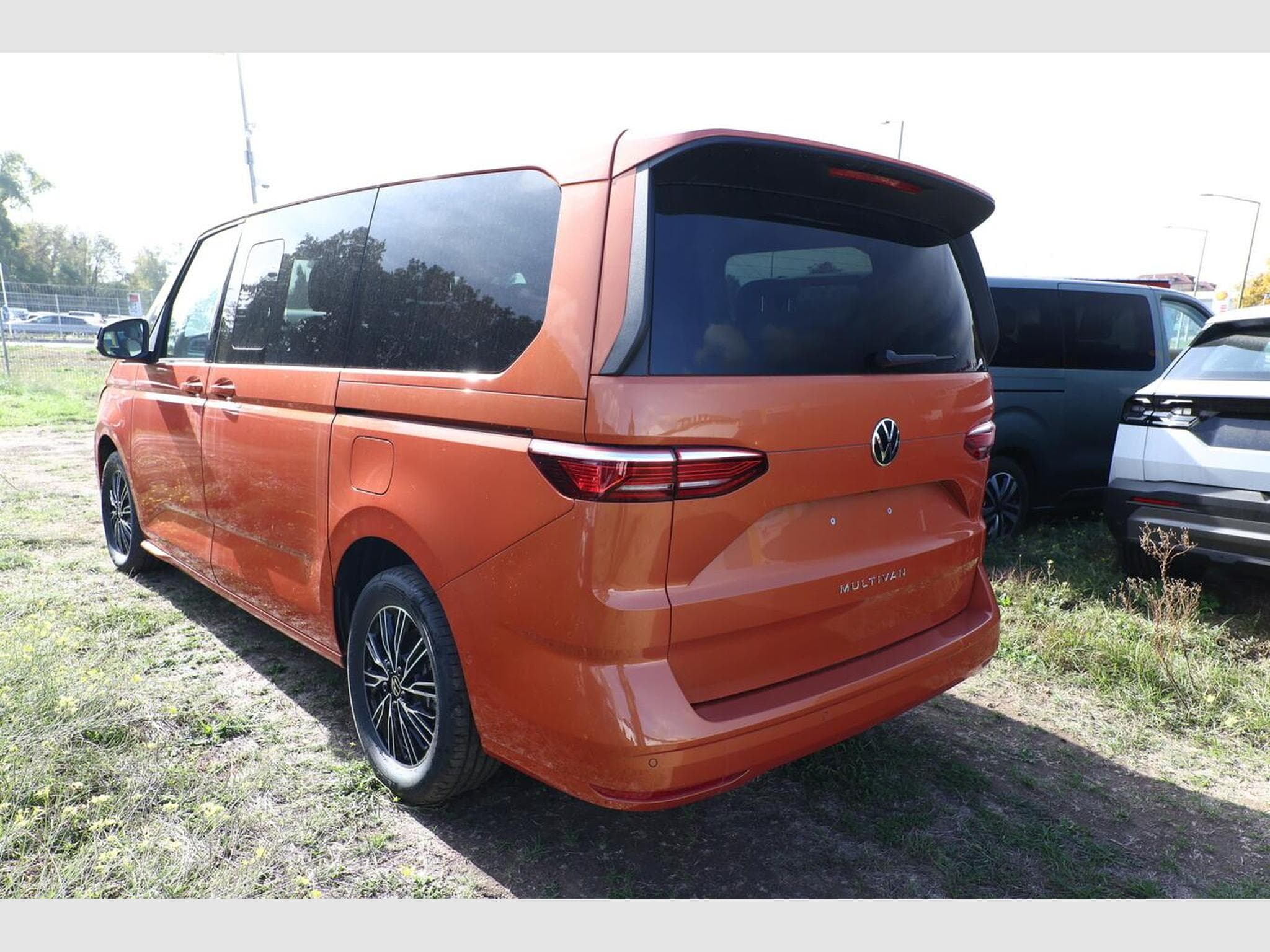 VW T7 LIFE (2026) - Photo 4